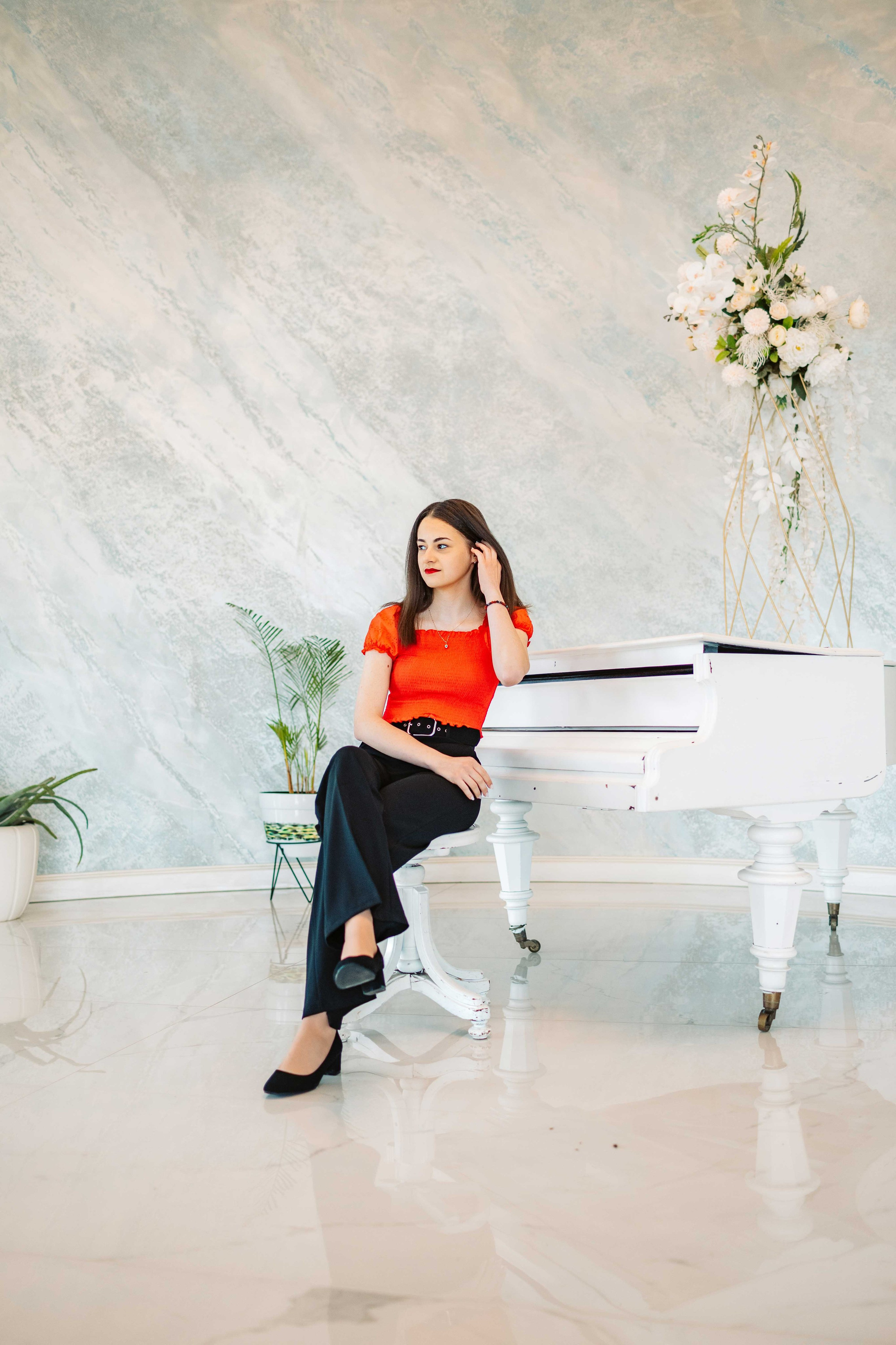 12F — Pedagogic. Contrast Studio