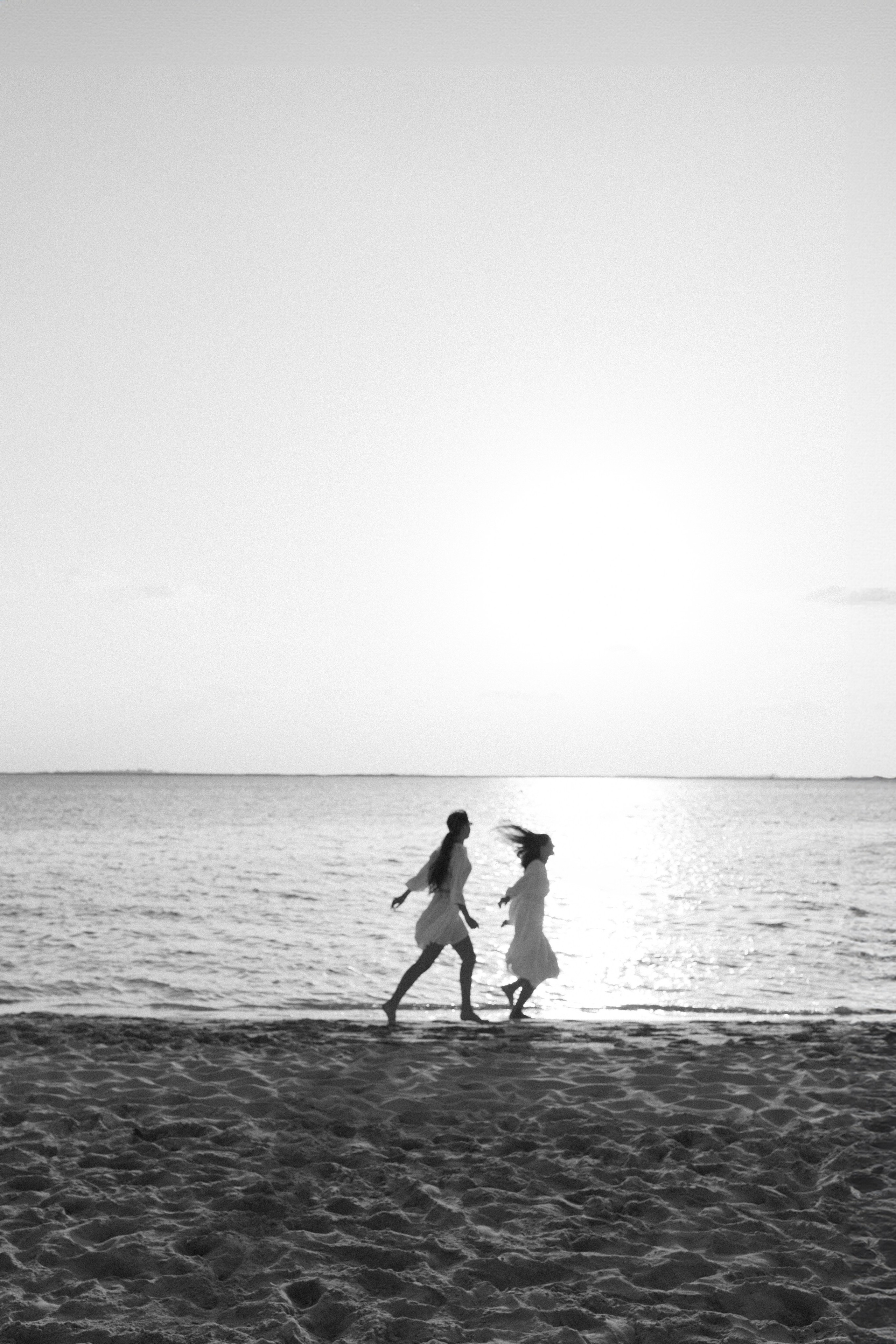Ksenya’s Family at Hudayriyat island. Professional Photographer Abu Dhabi, Dubai — Yulia Ismoilova | 2025
