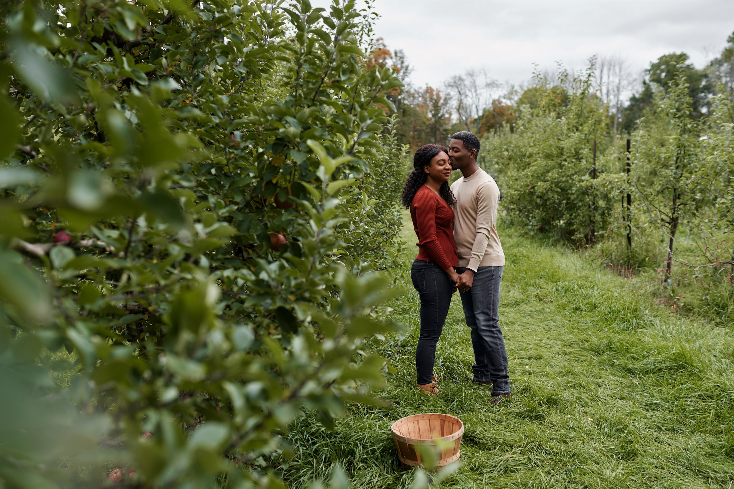 Engagement photo shoot NYC. Professional Wedding and event photographer USA New York