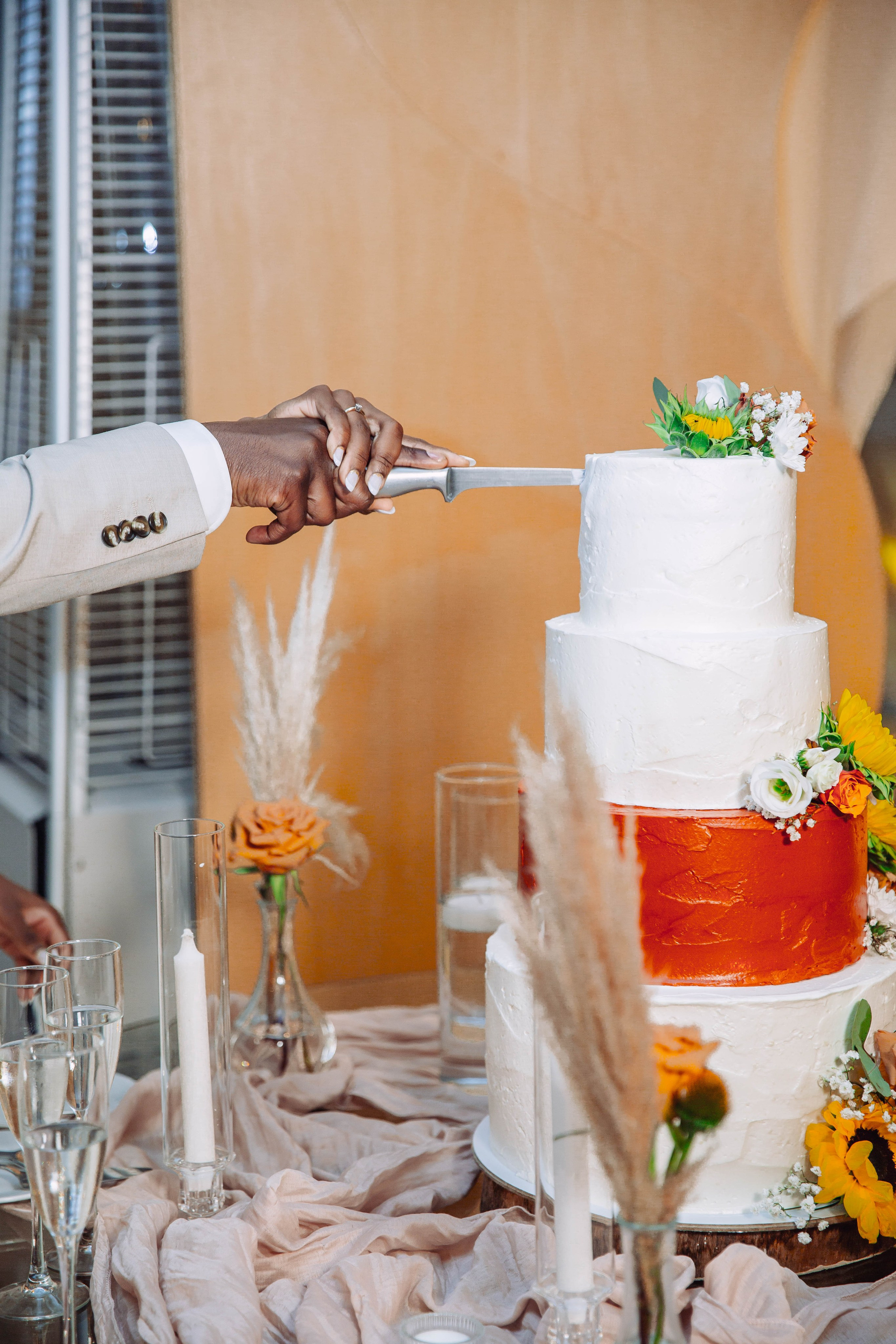 Kuselia & Kaleb. Fazemos o seu casamento ser lembrado por gerações