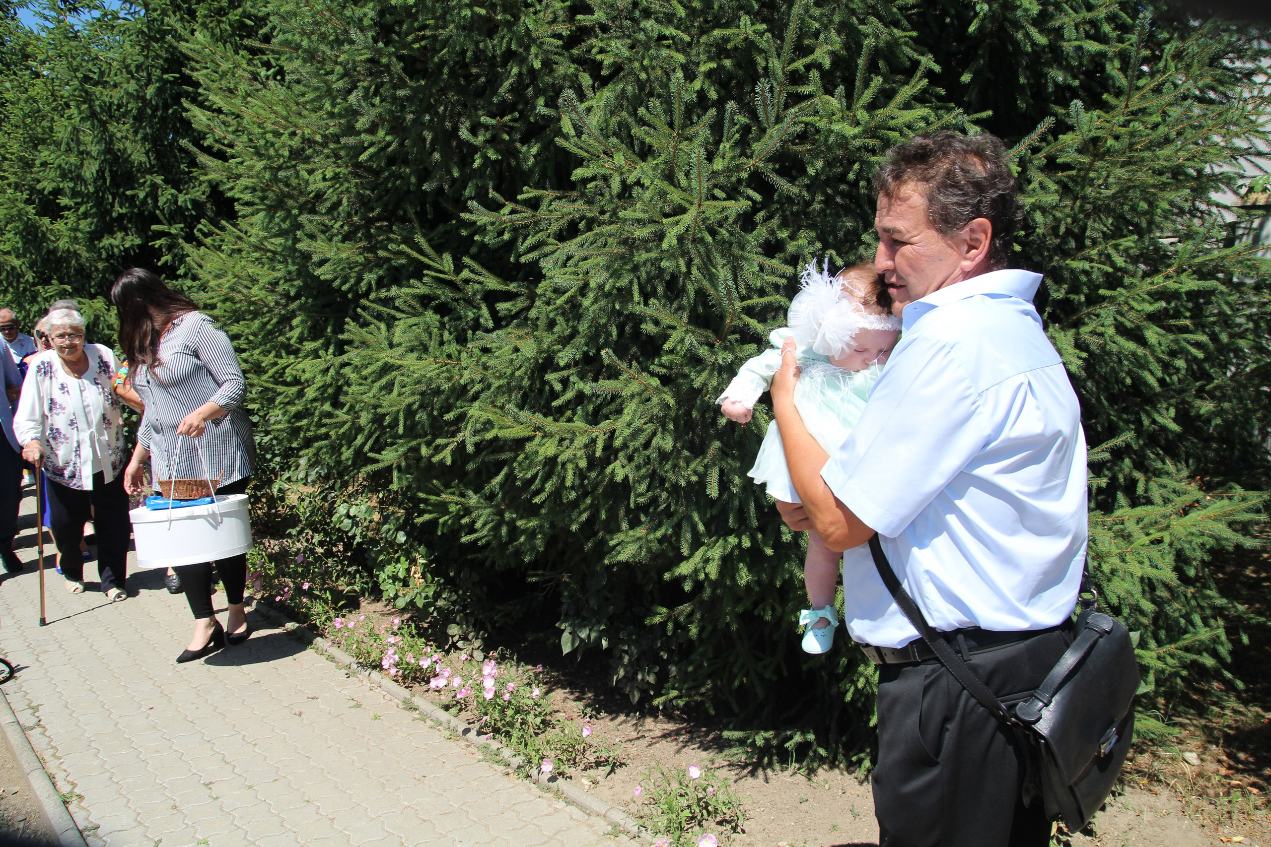 BYZO MEDIA. PETRU BYZO - family and children photographer in ROMANIA