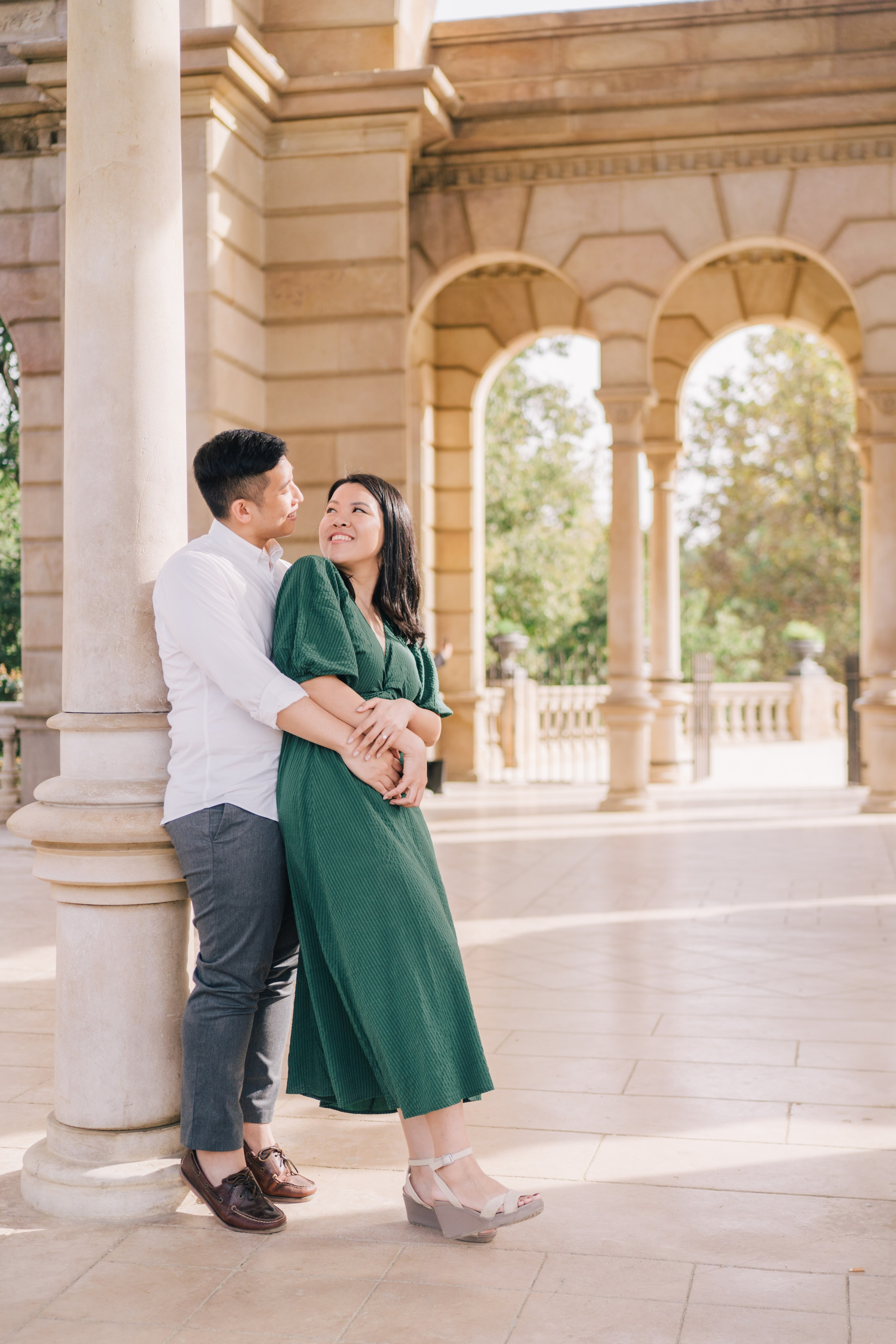 LoveStory in Gothic Quarter. Photographer Kristina Dorina