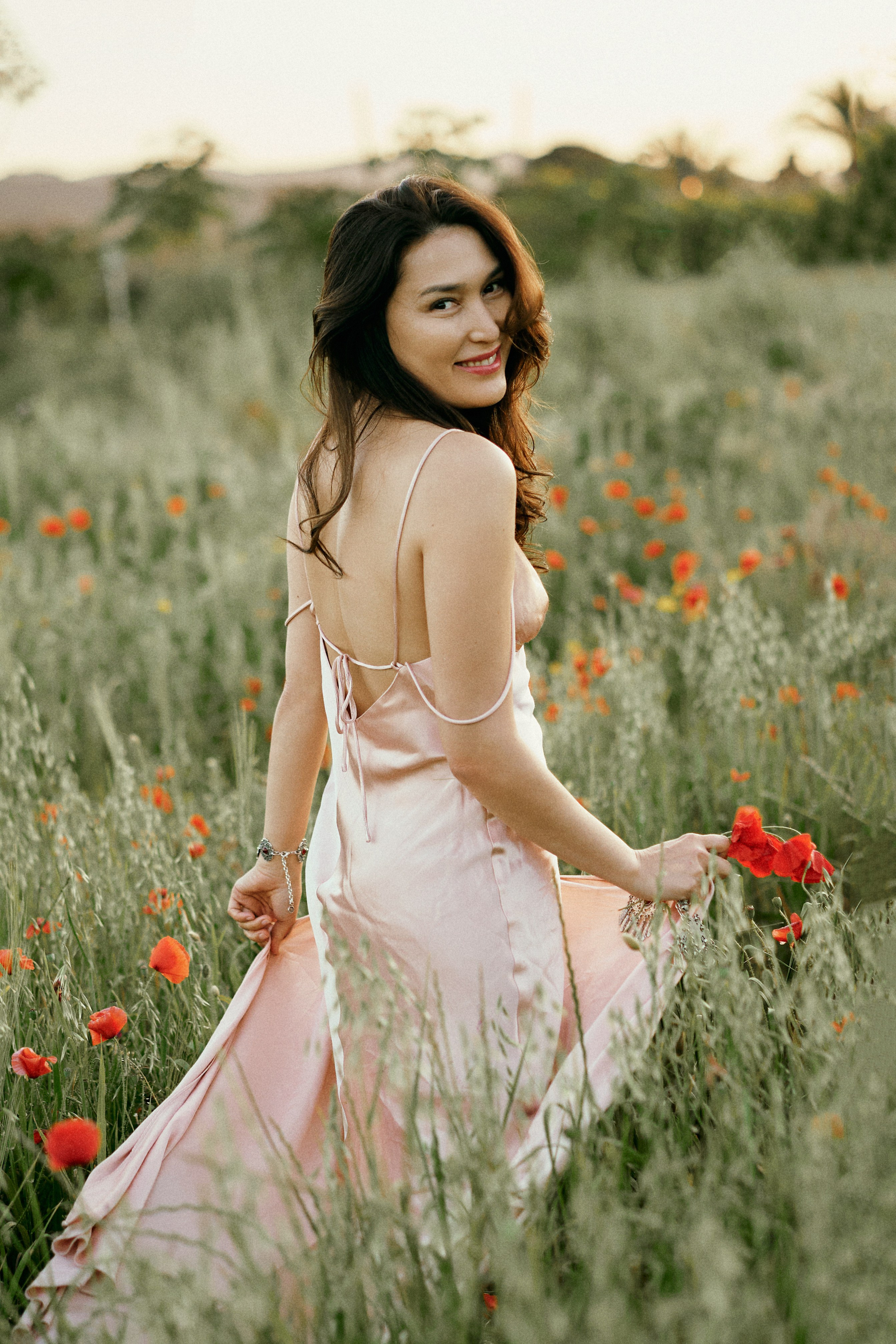 Кунсулу. Дочь Степей. Маки. Фотограф в Барселоне Жанна Захарченко