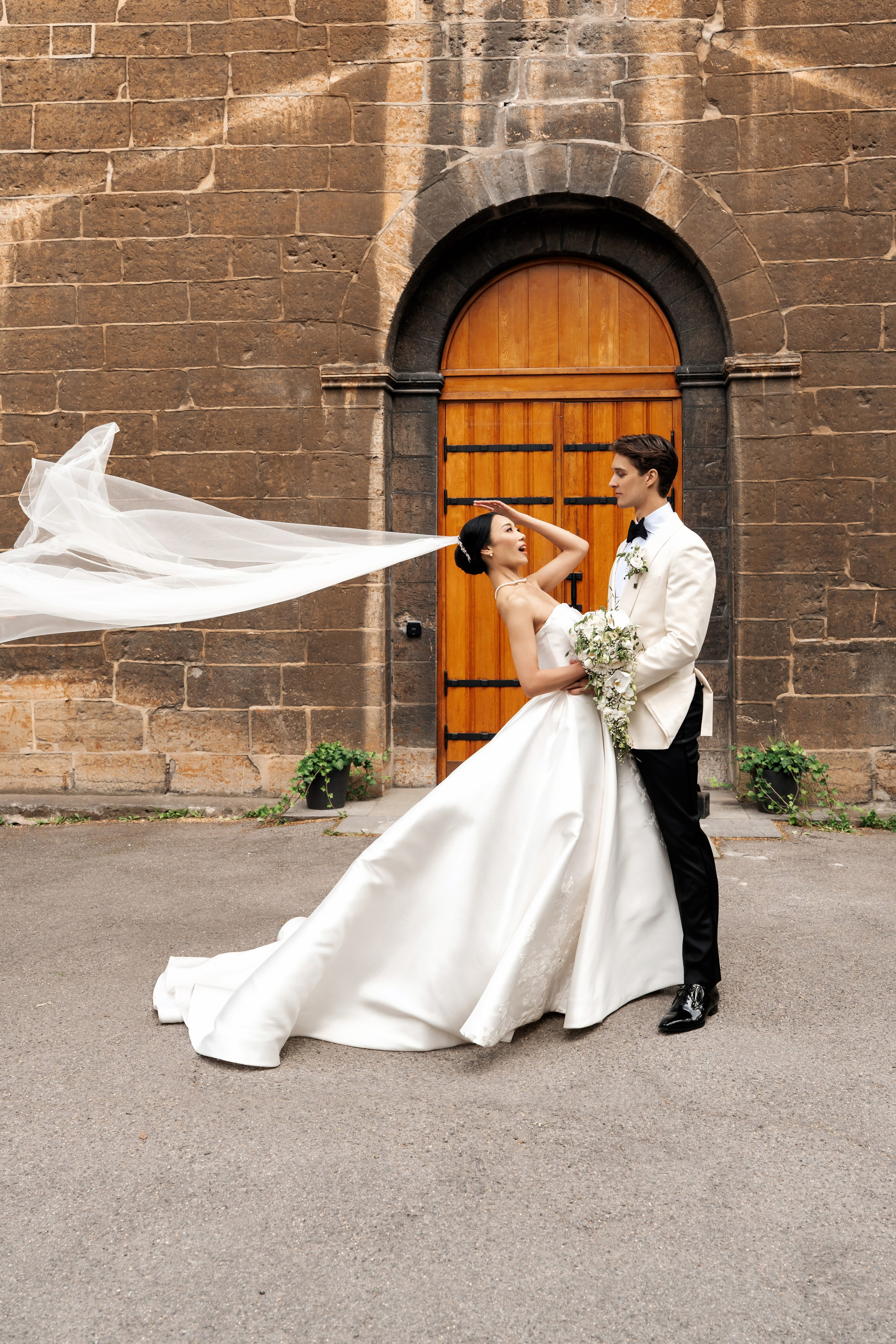 LUKAS & MARIKO. Bryllupsfotograf i hele Norge