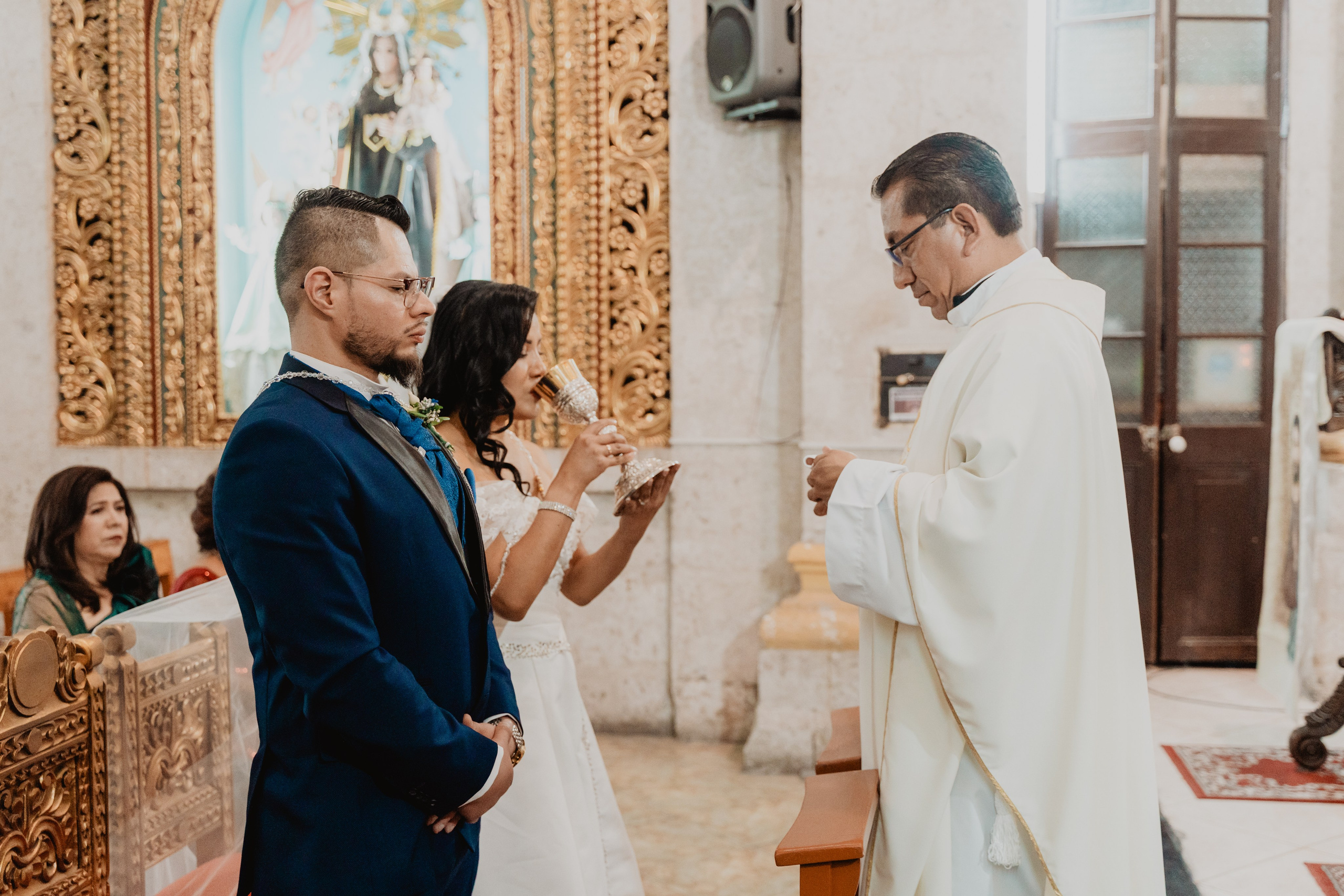 GABRIELA + JORGE | BODA CIVIL RELIGIOSA. Studio KVTA | Fotografía y Video de Bodas en Arequipa