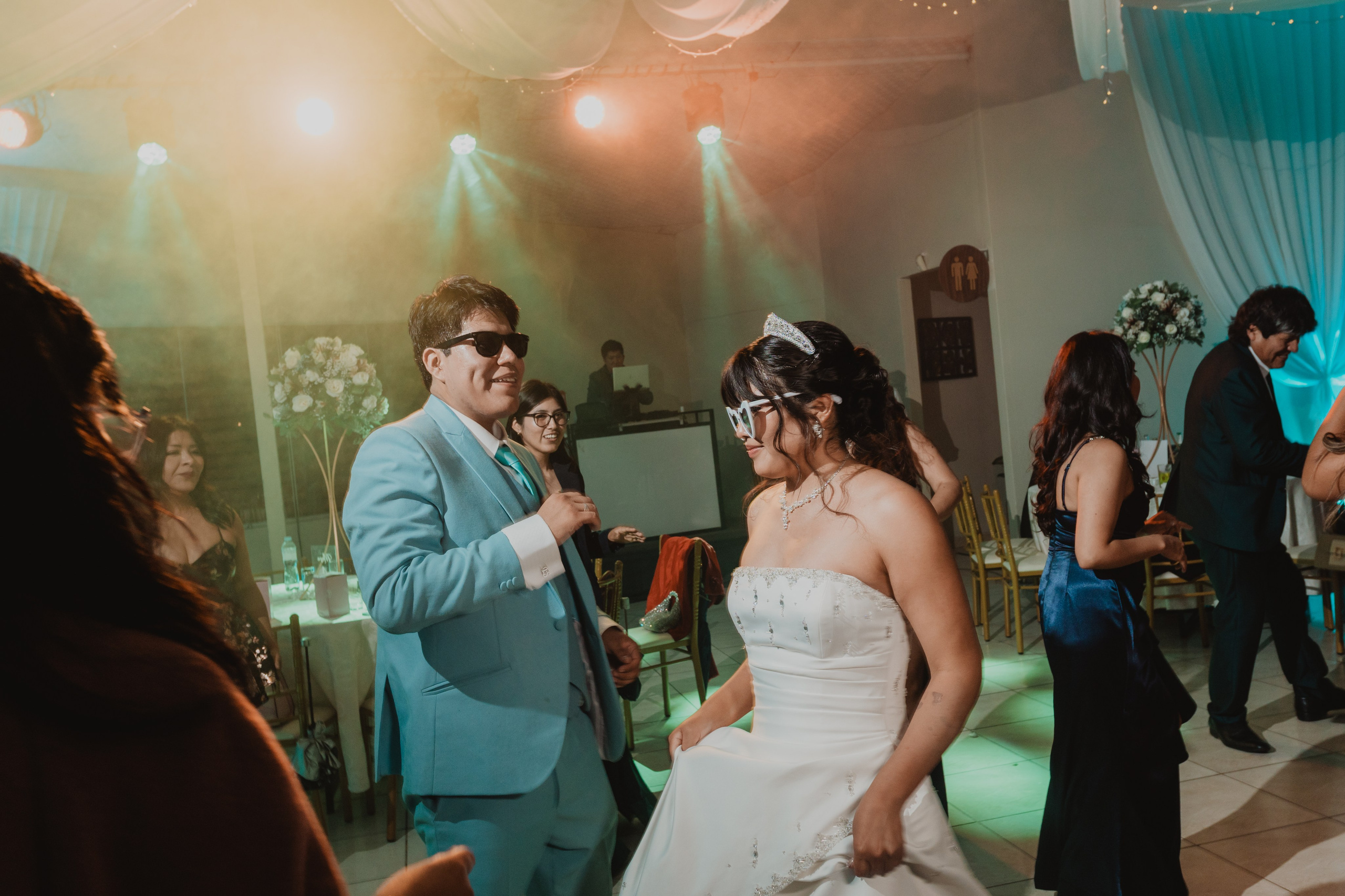 STEISY + EMMANUEL | BODA RELIGIOSA. Studio KVTA | Fotografía y Video de Bodas en Arequipa