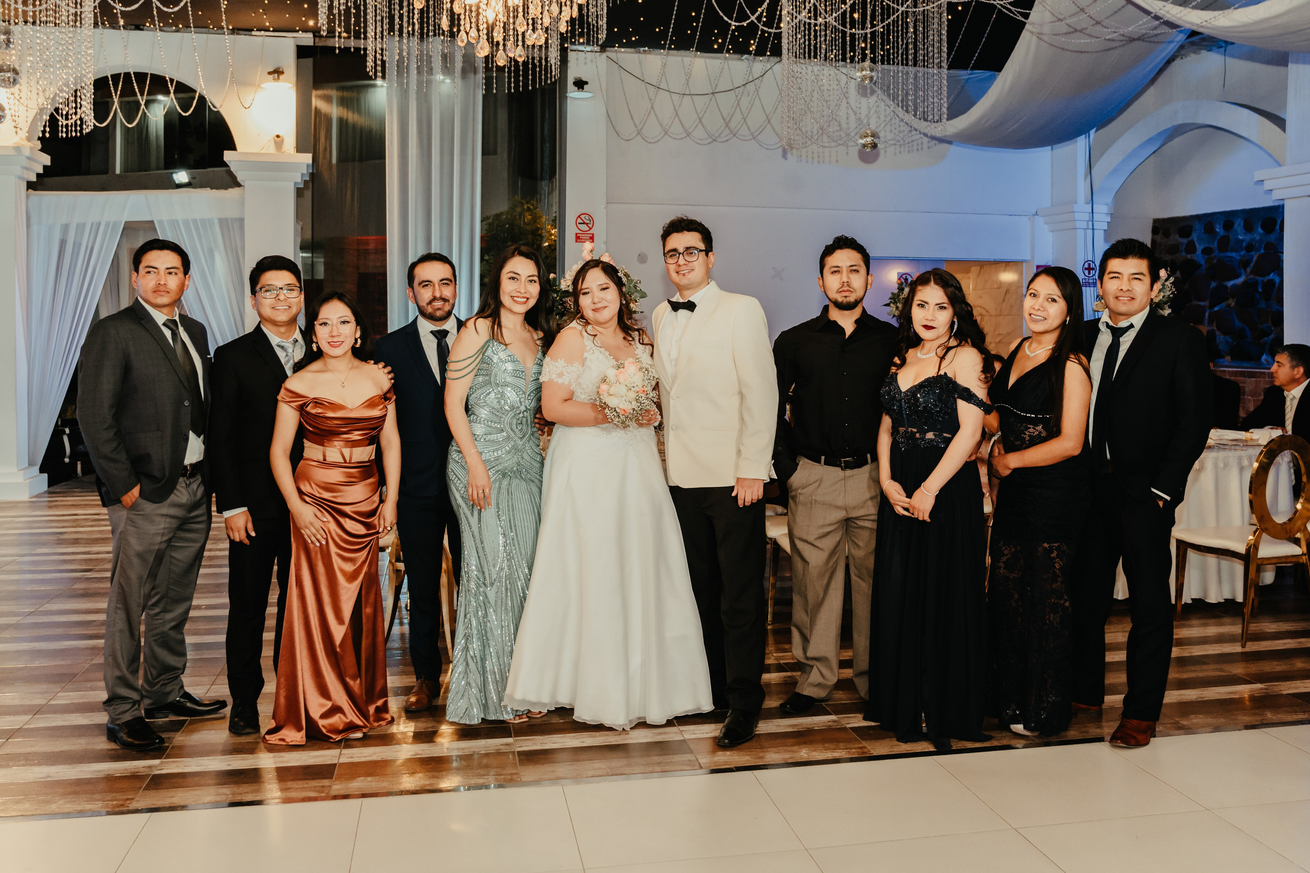 VANIA + LUIS BODA CIVIL. Studio KVTA | Fotografía y Video de Bodas en Arequipa