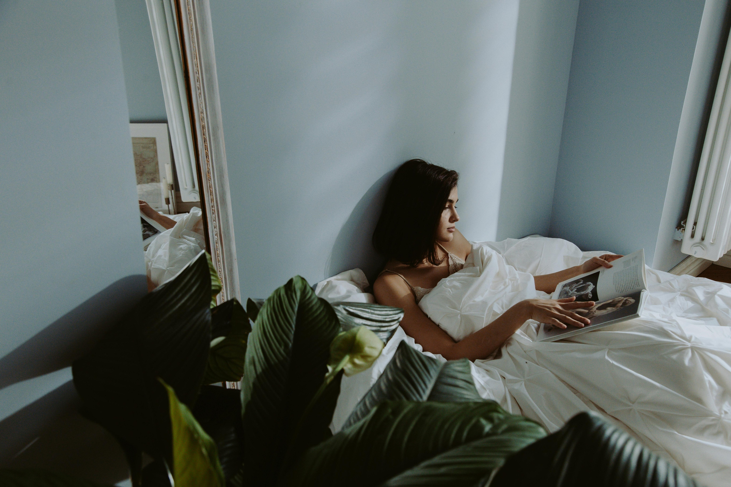 Lifestyle portraits in France — Lia’s Morning Story. Alice Bell — Wedding photographer in New York