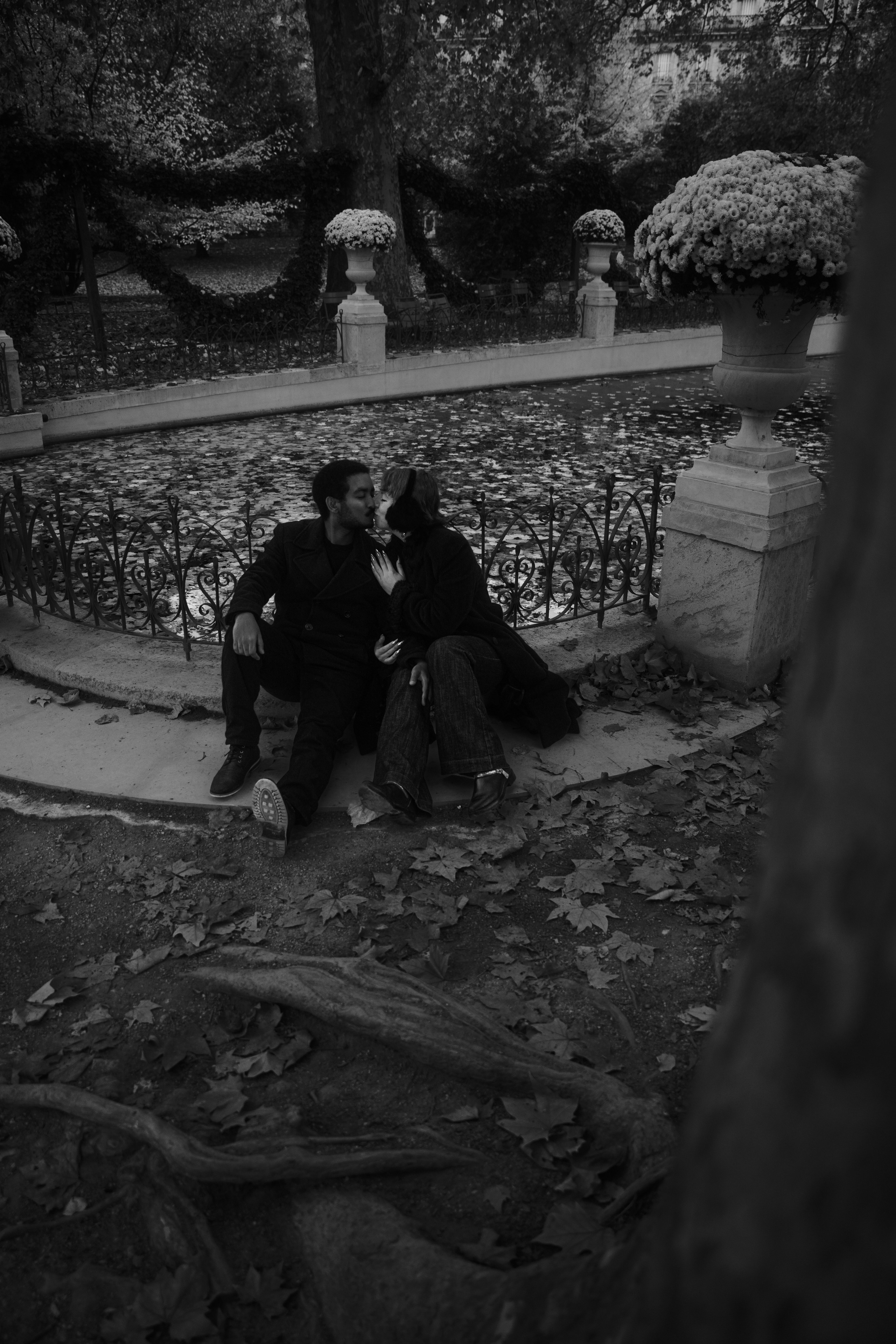 Coco & Nat — anniversary in Paris. Paris photographer — Polina Osipova