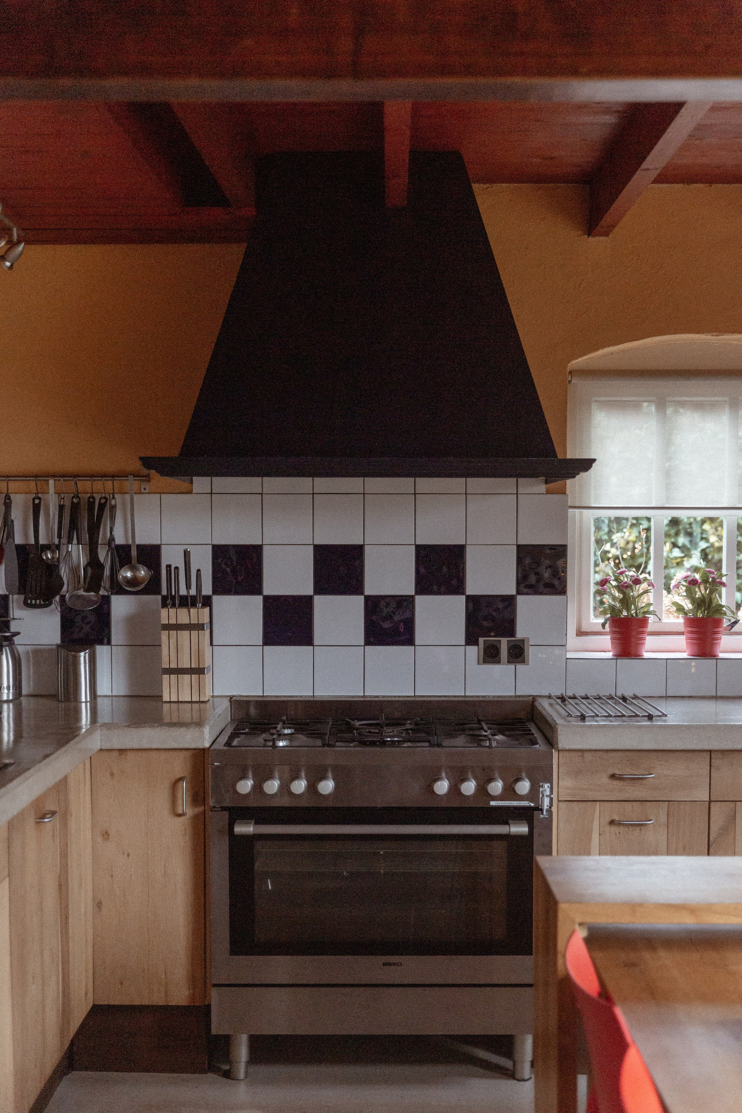 “Workweek” retreat reportage. True self