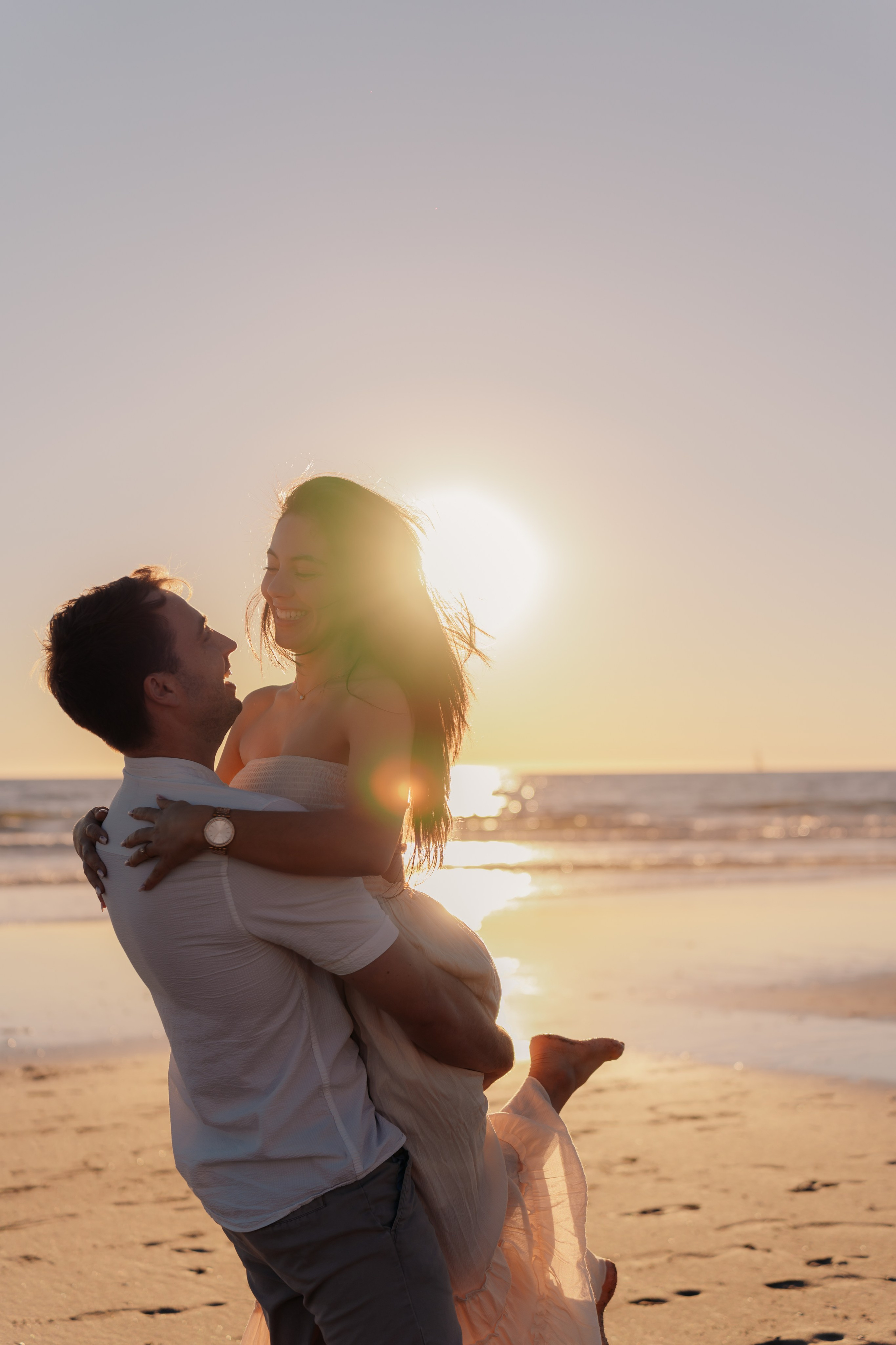 Natural airy candid style photographer in Los Angeles