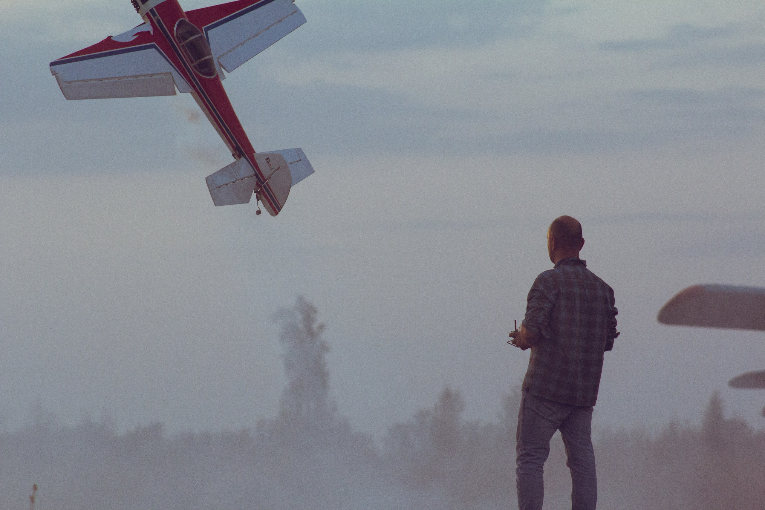 Plane. Lifestyle фотограф Турку. Ловлю эмоции в кадре