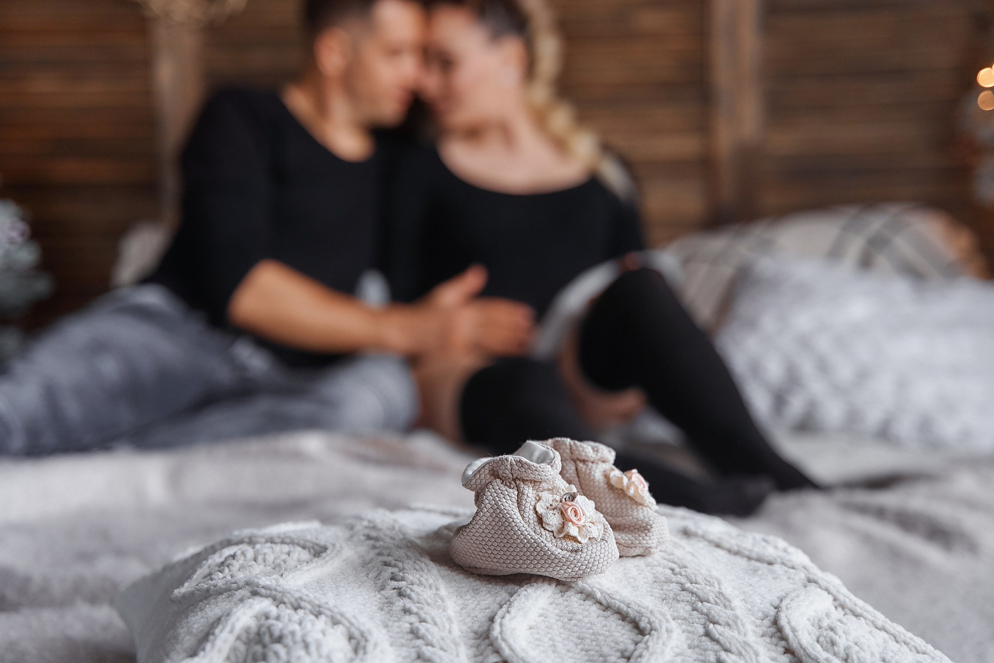 Maternity indoor and studio photoshoot. Professional Wedding and event photographer USA New York