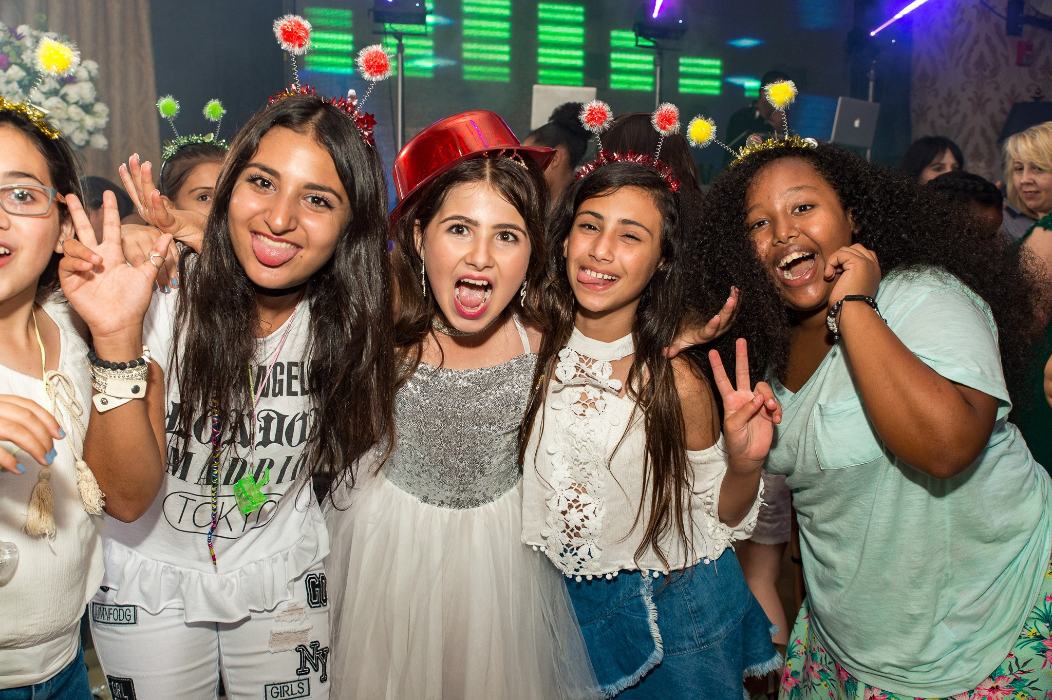 Bat Mitzva Liel. Wedding and events photographers Studio Shalom