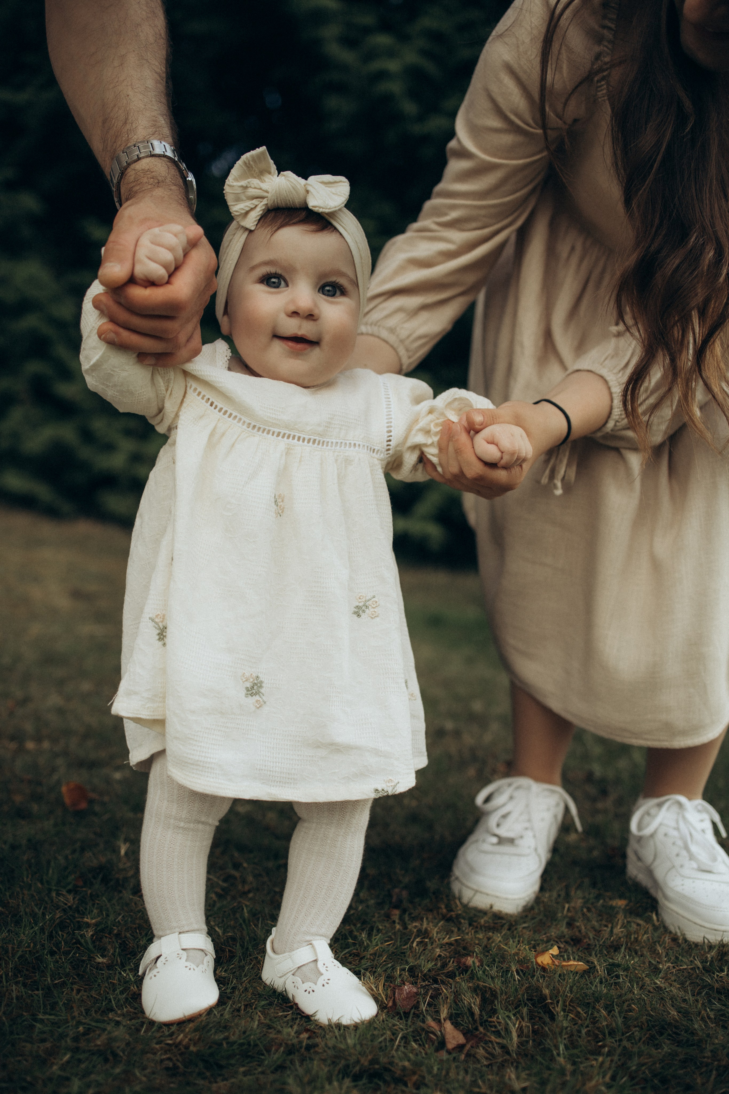 Pergola gardens. Photographer in Milton Keynes, Northampton & London — Wedding, Family & Portrait Photography