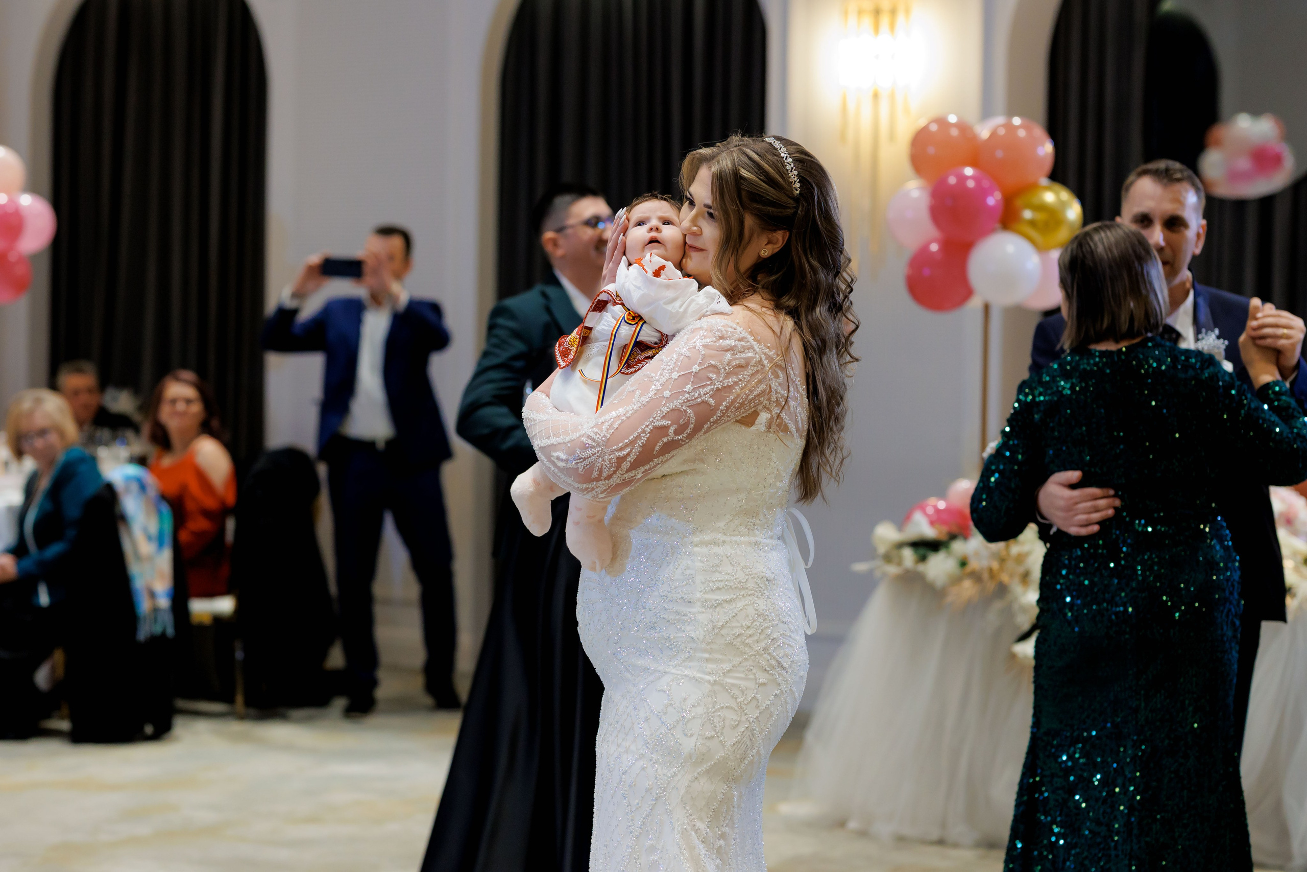 Povestea voastră, regizată de noi |Cristi Turculet Videograf Nuntă Suceava | wedding highlight. Servicii foto-video profesionale, pentru momente de neuitat