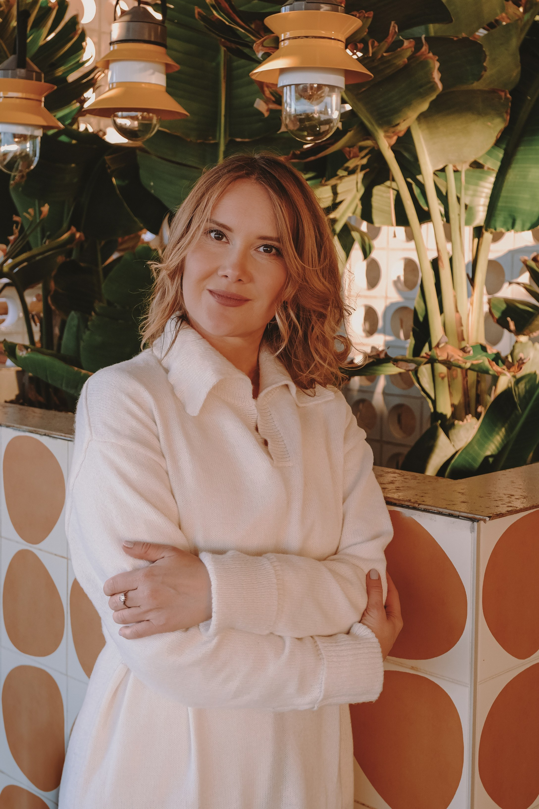 Sesión familiar en Navidad. Fotografía profesional en Calafell - Elena Medvedeva