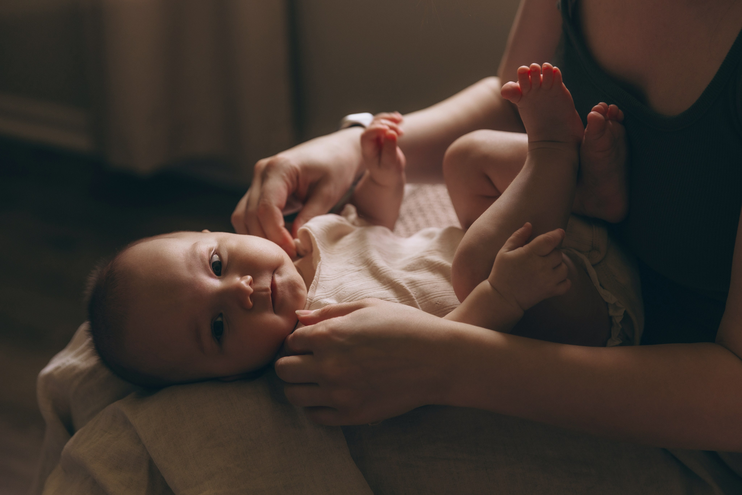 Baby Lifestyle Session. Family and children’s photographer in Chicago