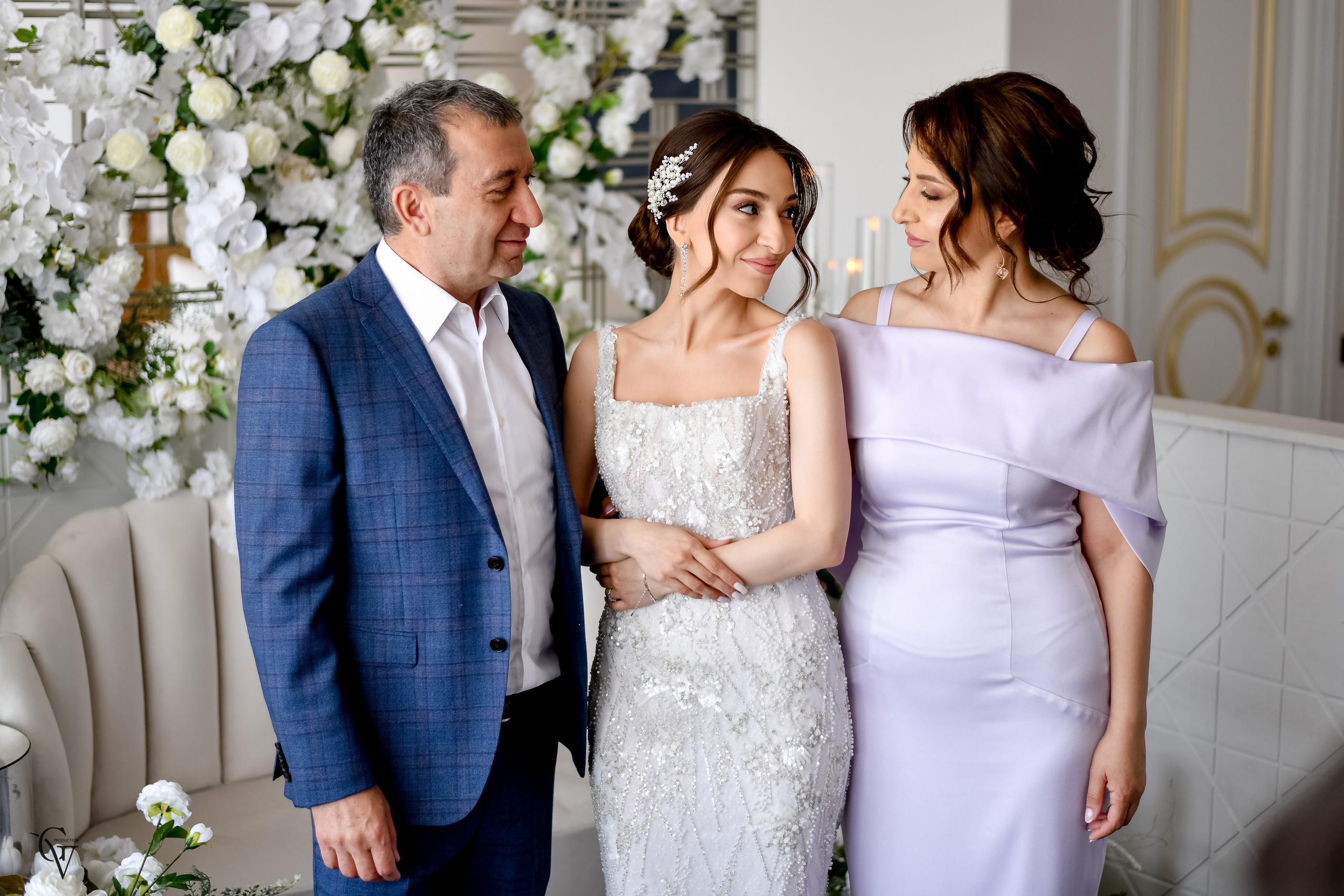 Wedding In Armenia. Wedding photos and video shooting in Armenia and all over the world!!! Photographer in Yerevan