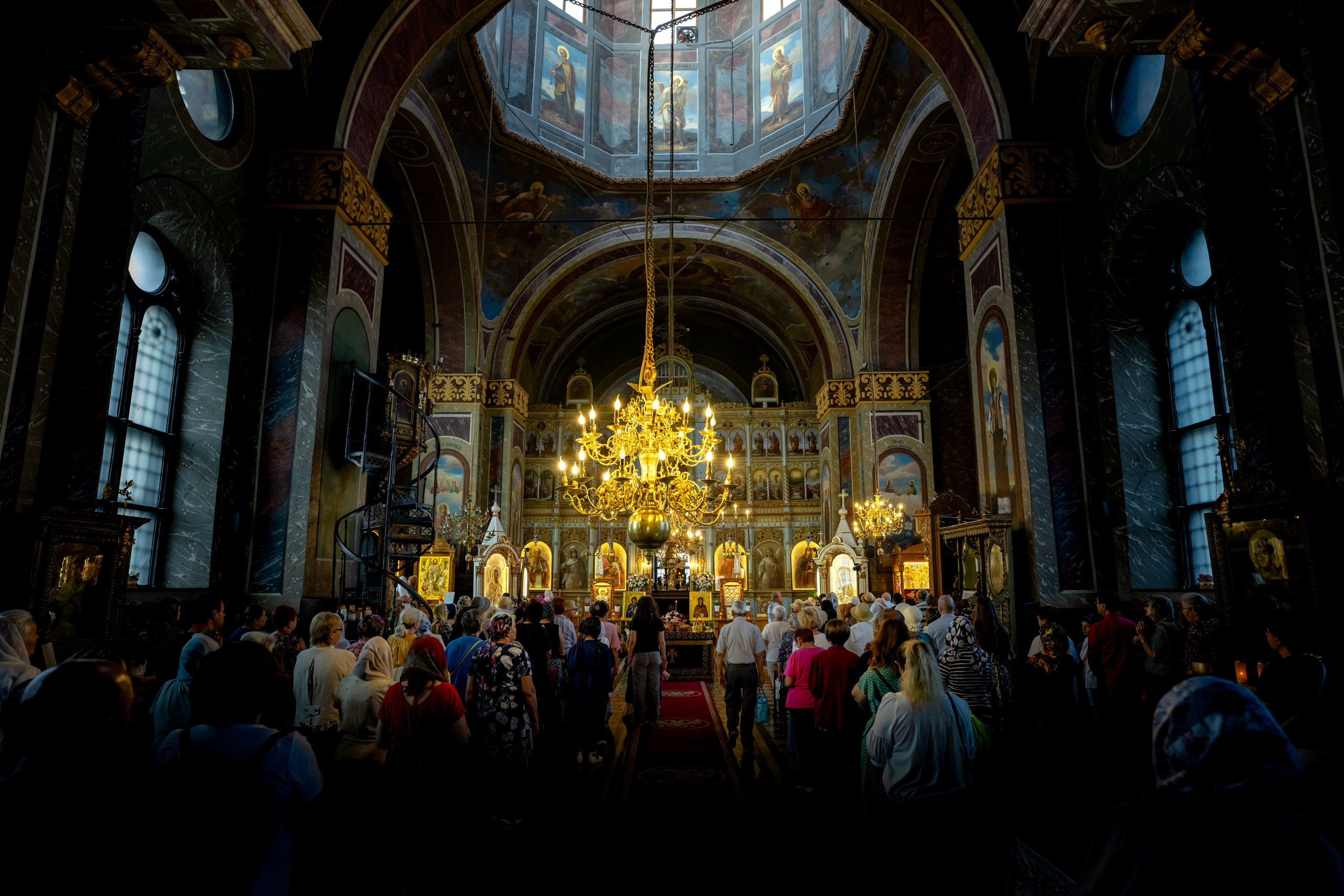 Hram Biserica Sfânta Vineri din Ploiești. Mihai Alexandra Events