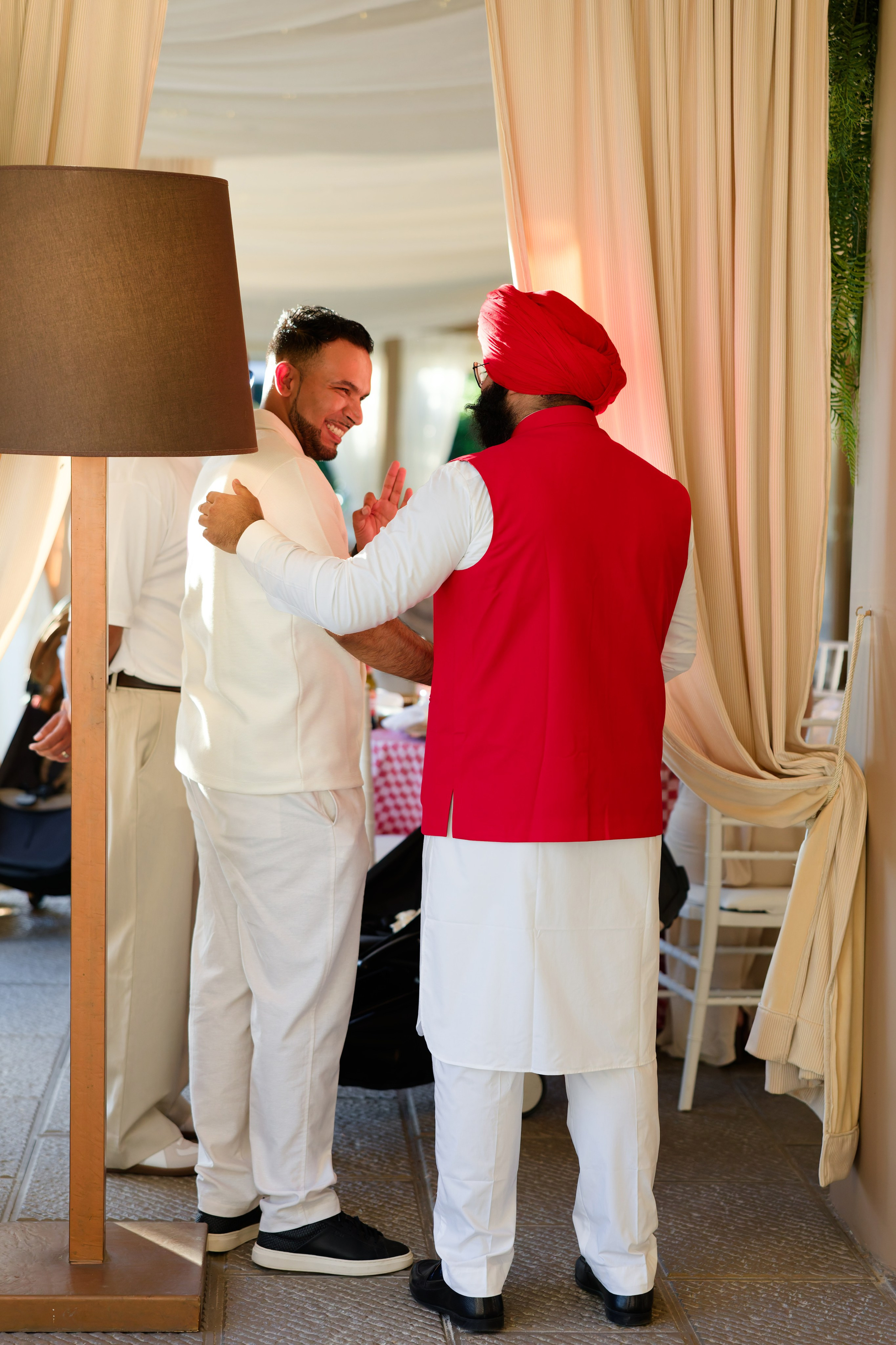 Pizza Party at Tenuta Massini, Florence, Italy. Destination Wedding Photographer — Nikita Burtsev