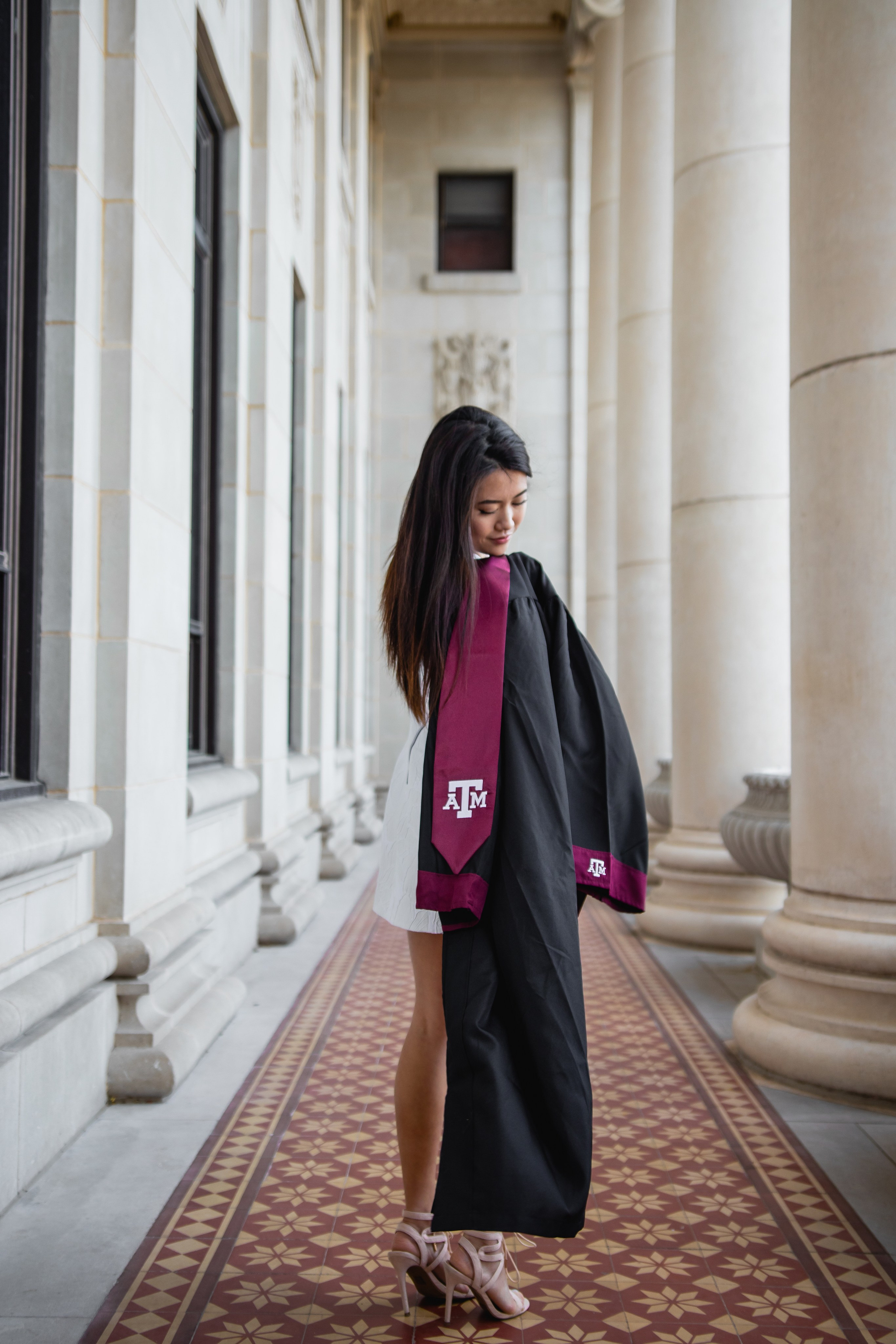 Kelly's senior photoshoot at Texas A&M University