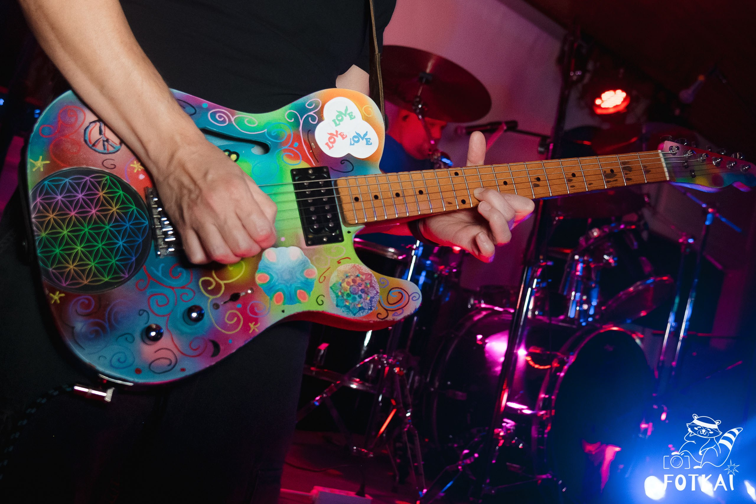 Ultimate Coldplay en Restaurante Los Cucalos: Reportaje fotográfico 17.09.25 | FOTKAI