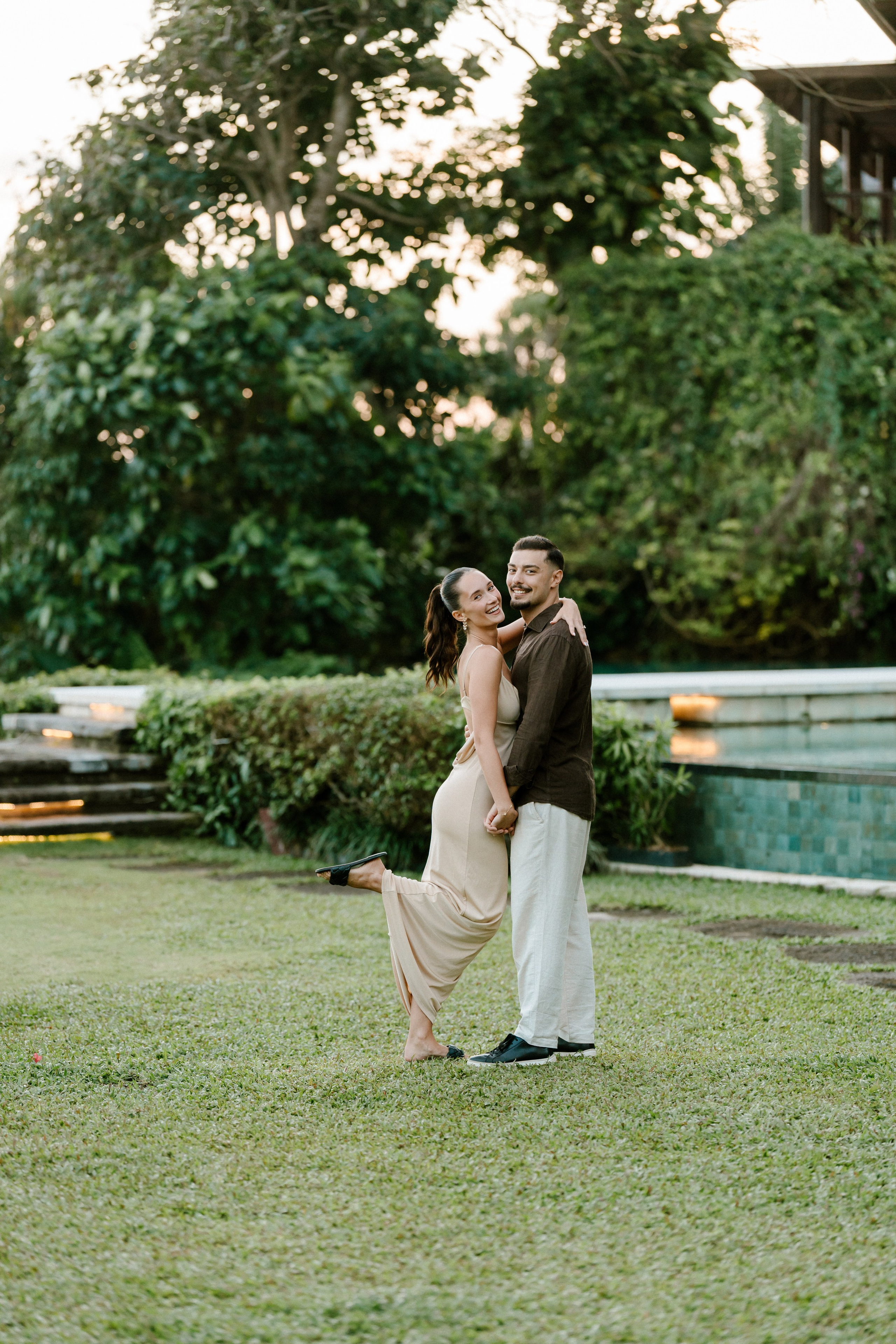 Nicolaos & Ivanna. Female Photographer in Bali