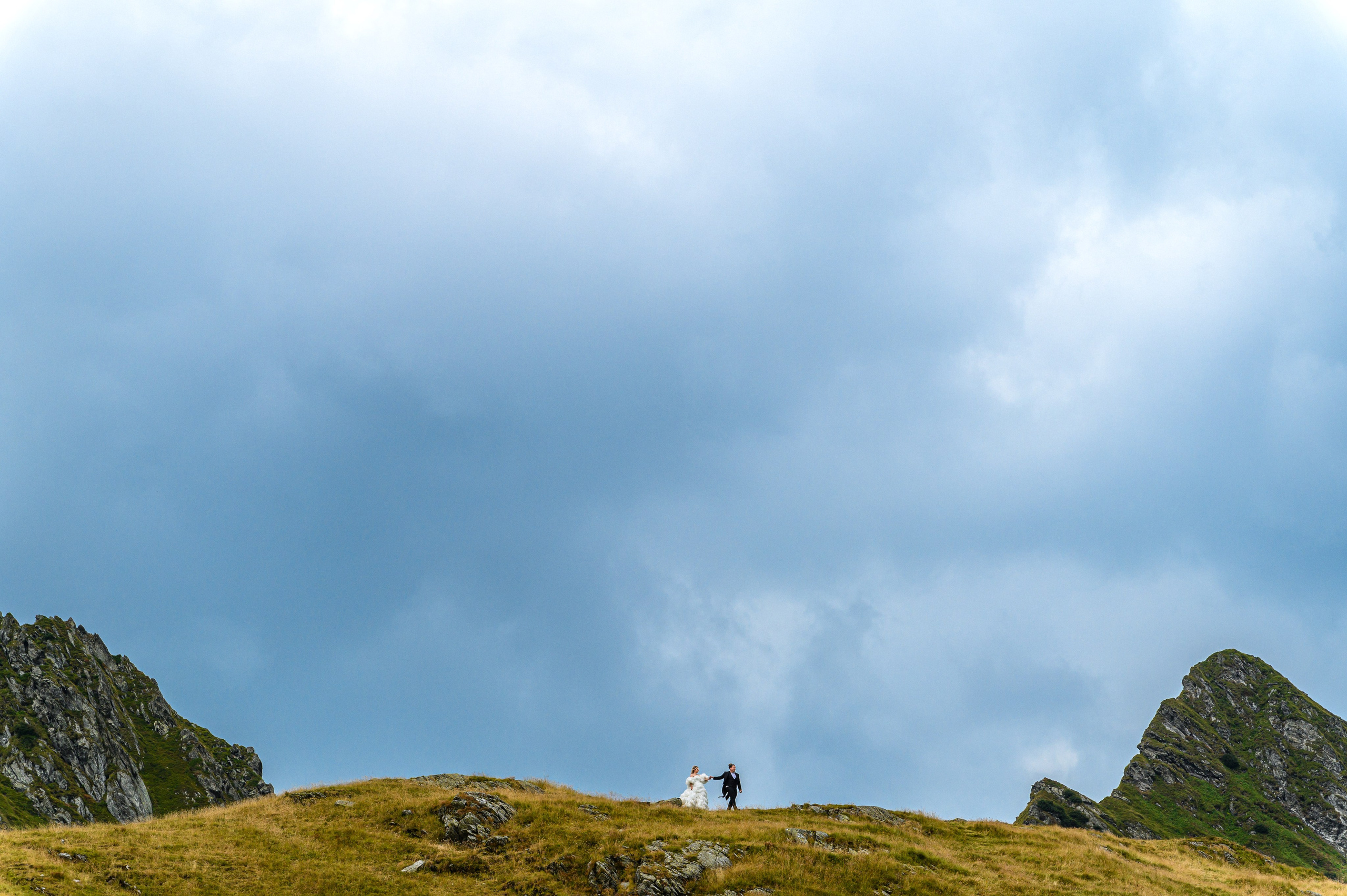 Octavian & Antonia | Trash The Dress. Erik Bagy | Fotograf de Nuntă