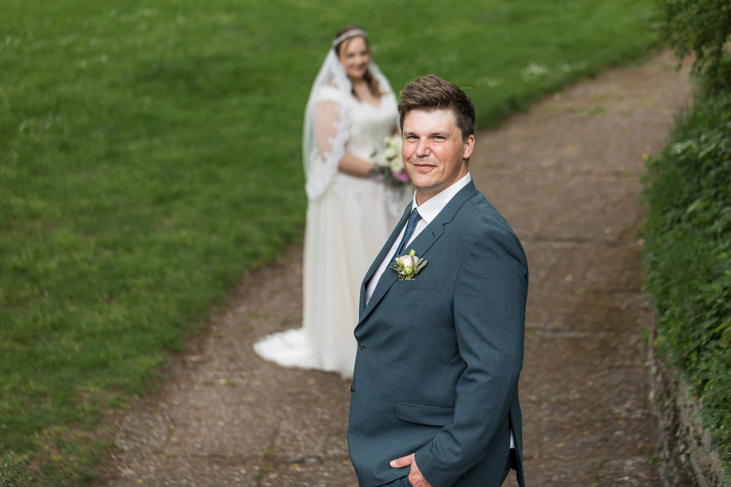 Kirchliche Trauung in Oerlinghausen – Emotionale Hochzeitsfotos & Stilvolle Reportagen!. Hochzeitsfotografin in Gütersloh | Authentische Hochzeitsreportagen | TK Photographie