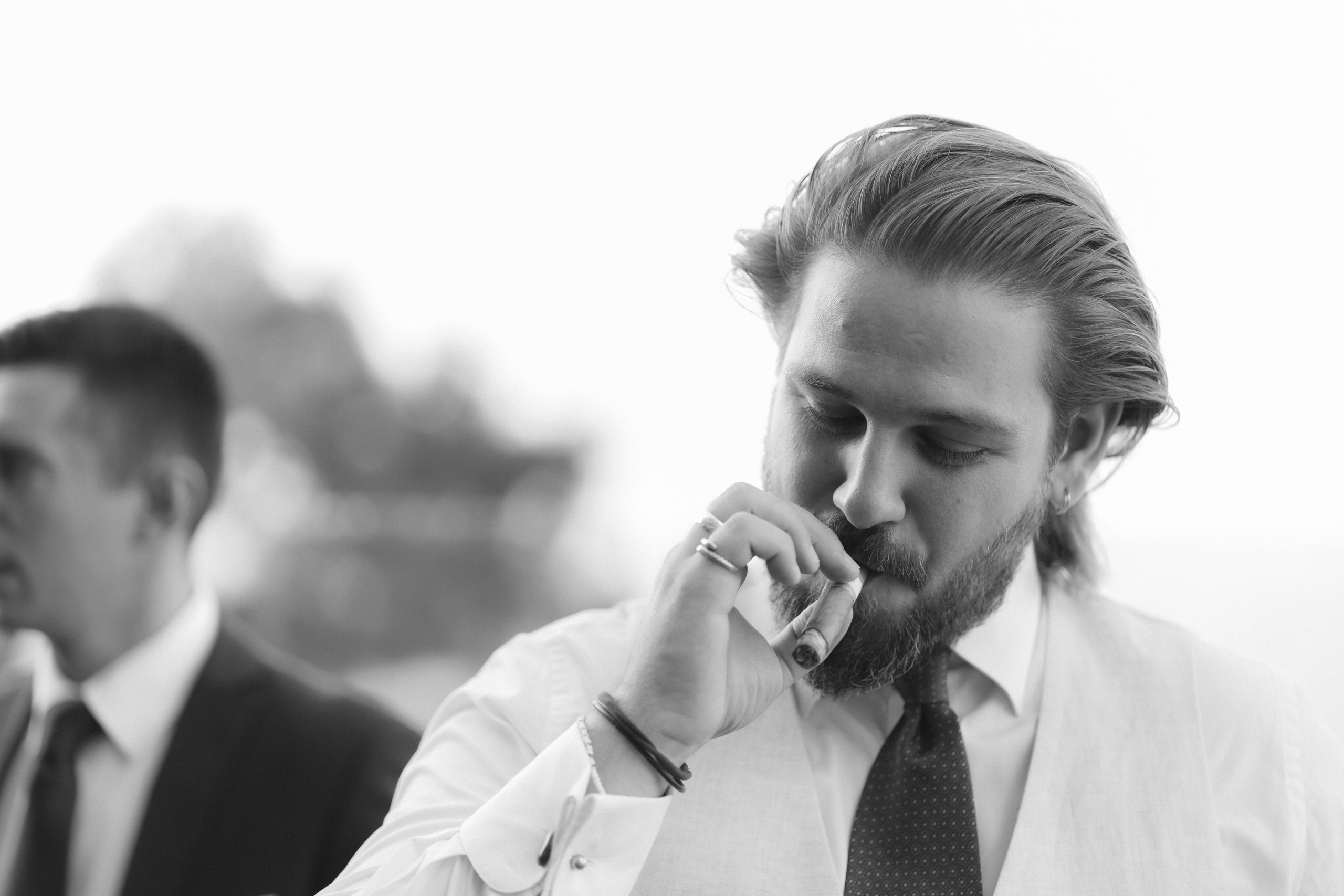 Elegancia y alegría familiar. Boda de Andrés y Lucía en San Sebastián. Holigood foto y video reportaje de bodas en San Sebastián y Europa