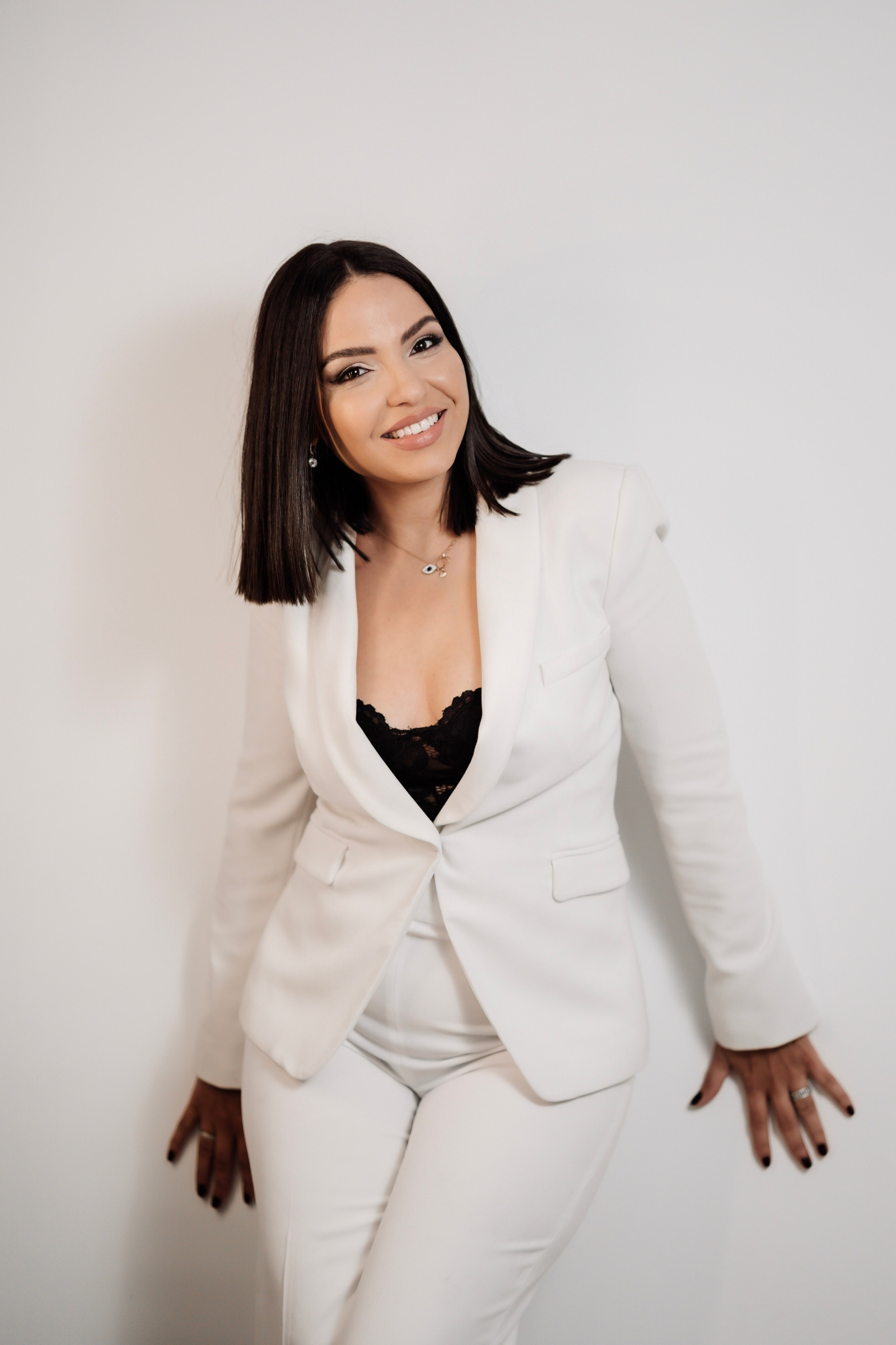 Comercial. Holigood foto y video reportaje de bodas en San Sebastián y Europa