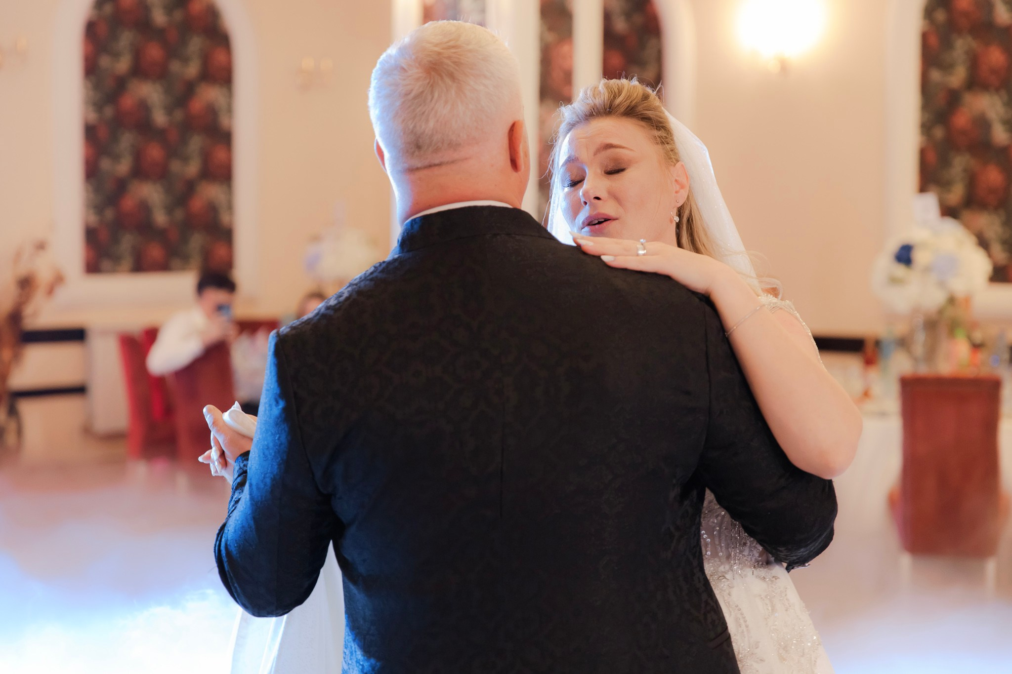 Mihai & Oana. Servicii foto-video profesionale, pentru momente de neuitat