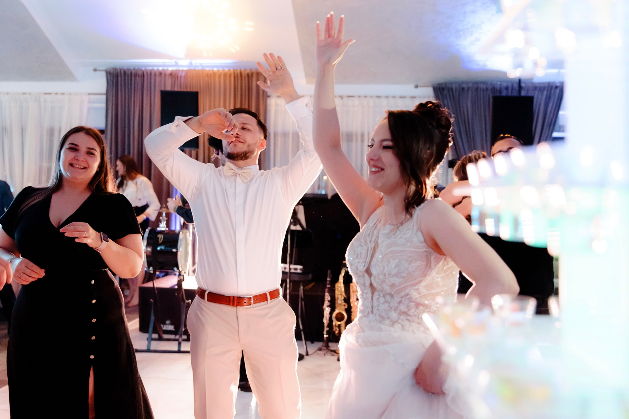 Ioana & Ionuț | Nuntă de poveste la Păstrăvăria Poiana din Mălini județul Suceava. Servicii foto-video profesionale, pentru momente de neuitat