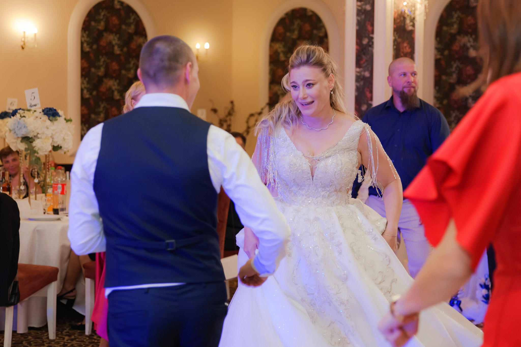 Mihai & Oana. Servicii foto-video profesionale, pentru momente de neuitat