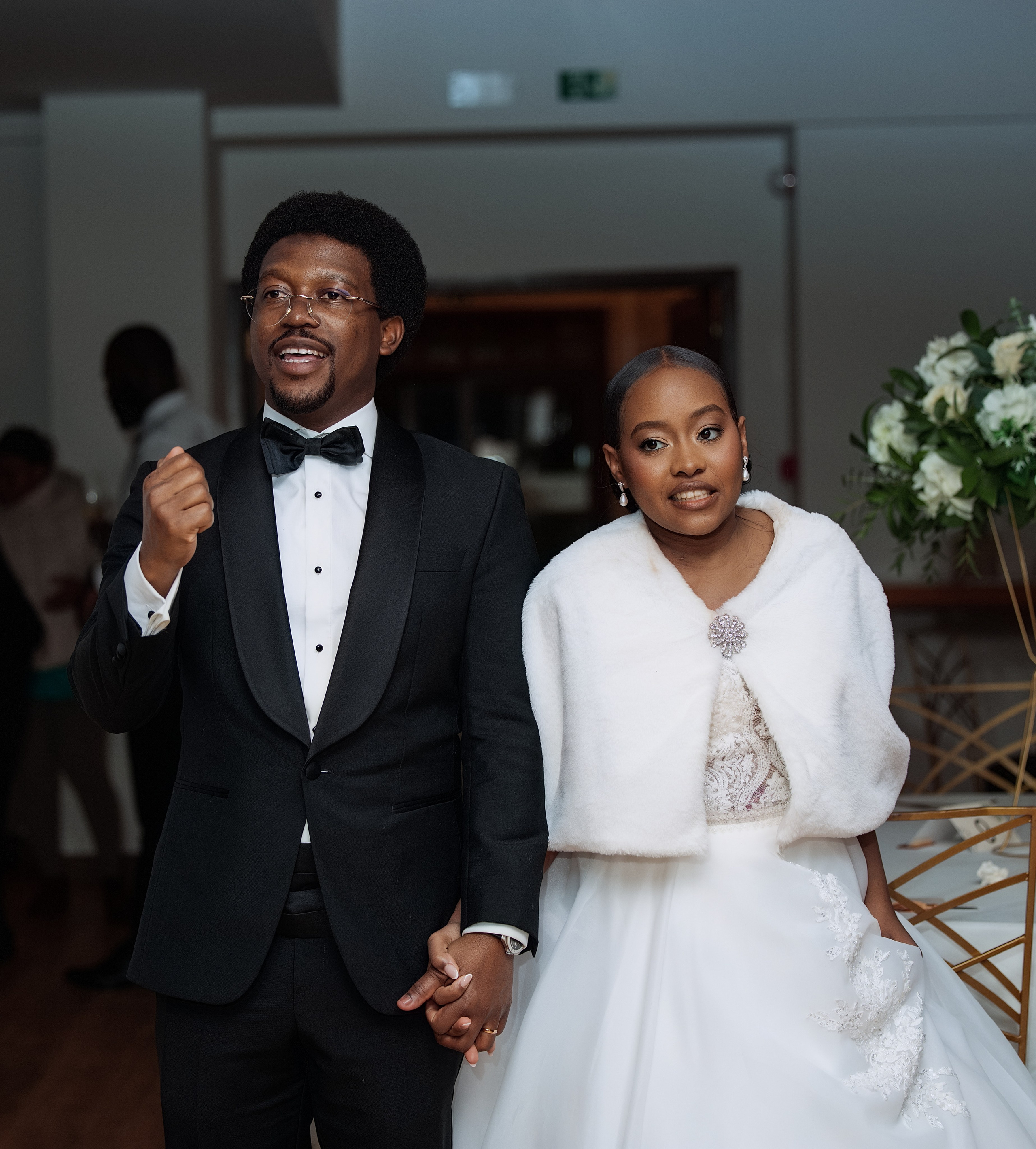 Nawik e Ethson. Fazemos o seu casamento ser lembrado por gerações