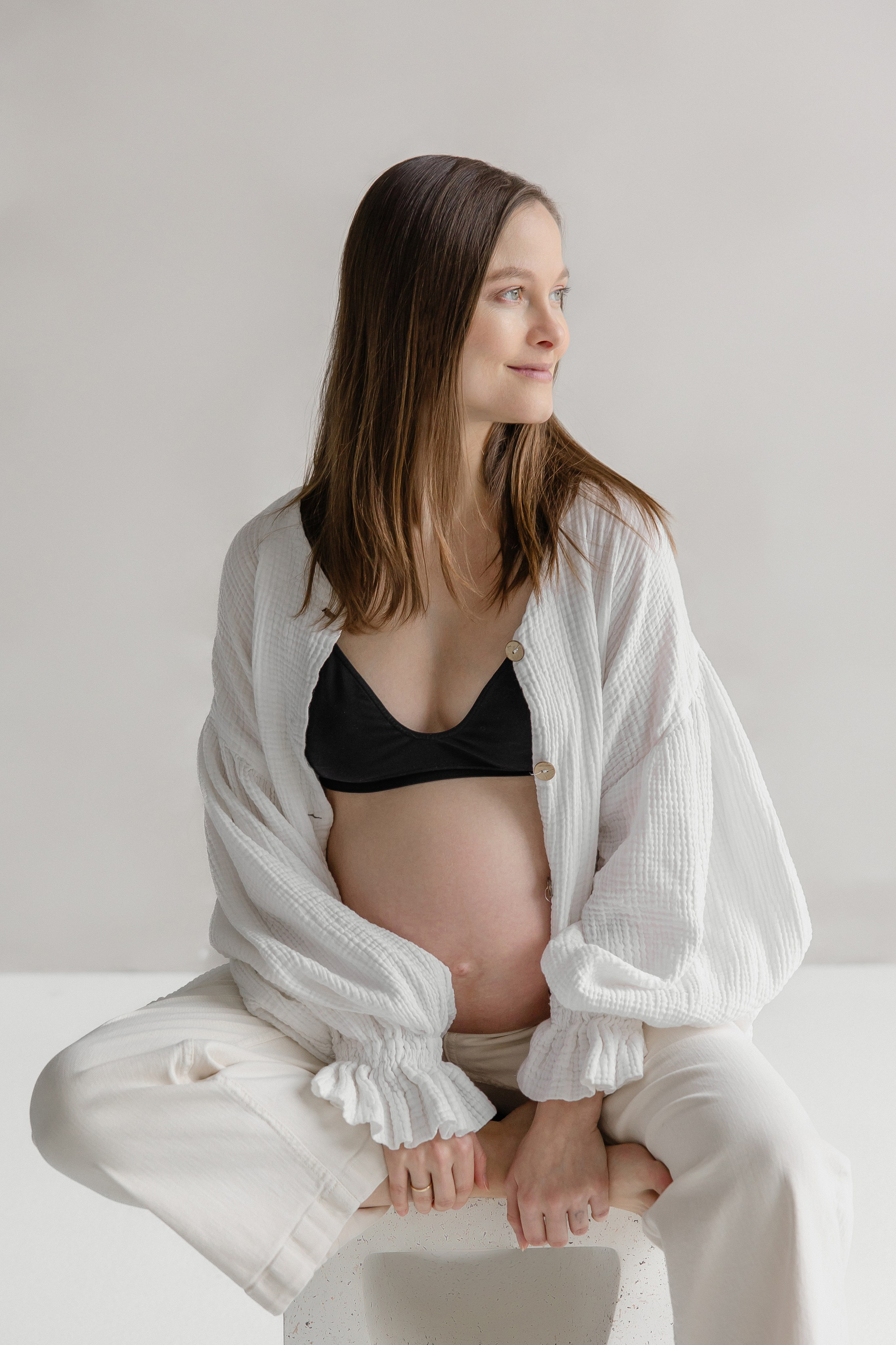 Timeless Maternity Photographer in Toronto. Iana Banana | Toronto Maternity, Newborn & Family Photographer