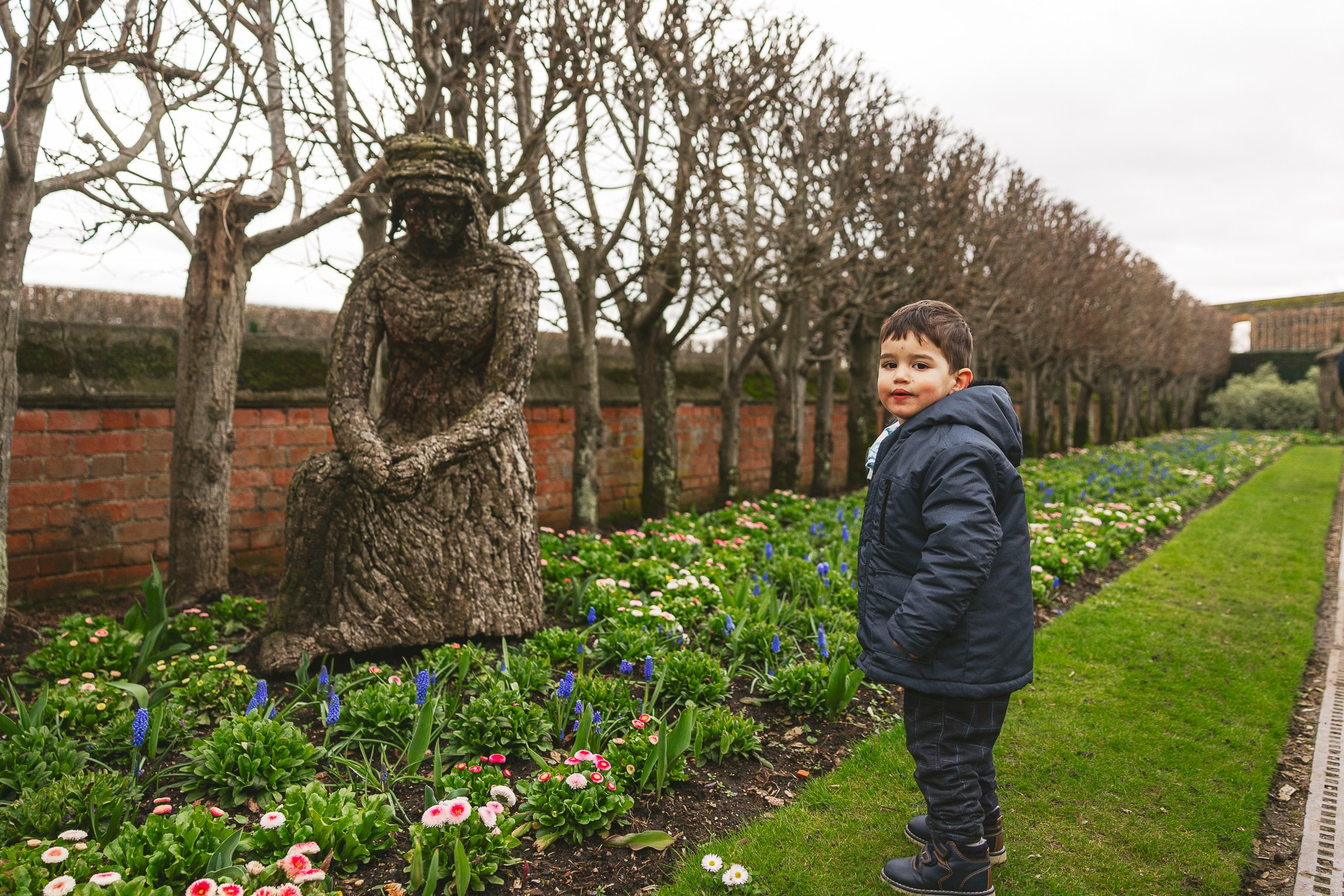 Exploring the Museum with Ana Paula, Thiago & Leo. Giandamorgana
