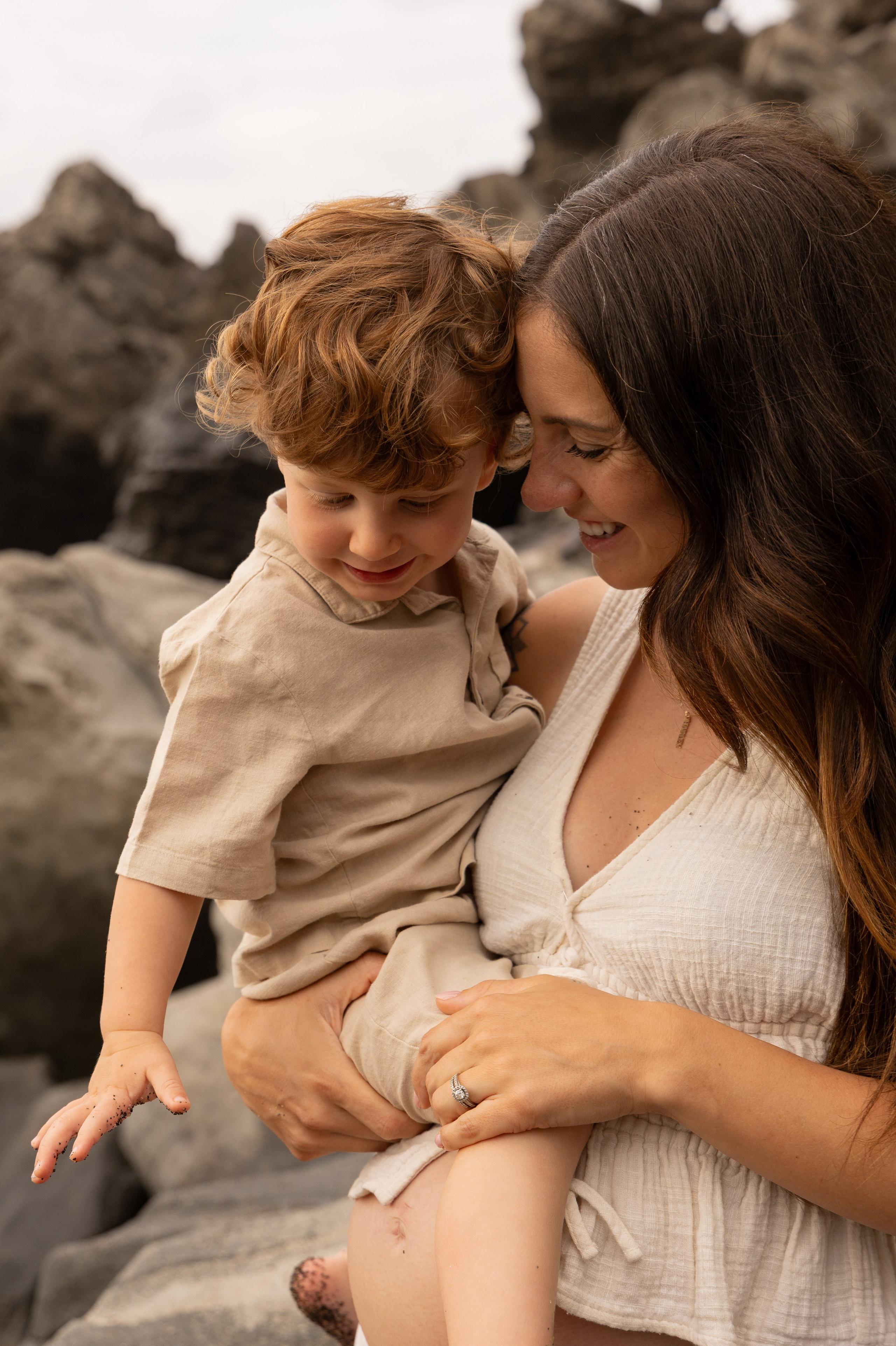 Kayla’s family. IRINA KALMYKOVA | PHOTOGRAPHER AZORES