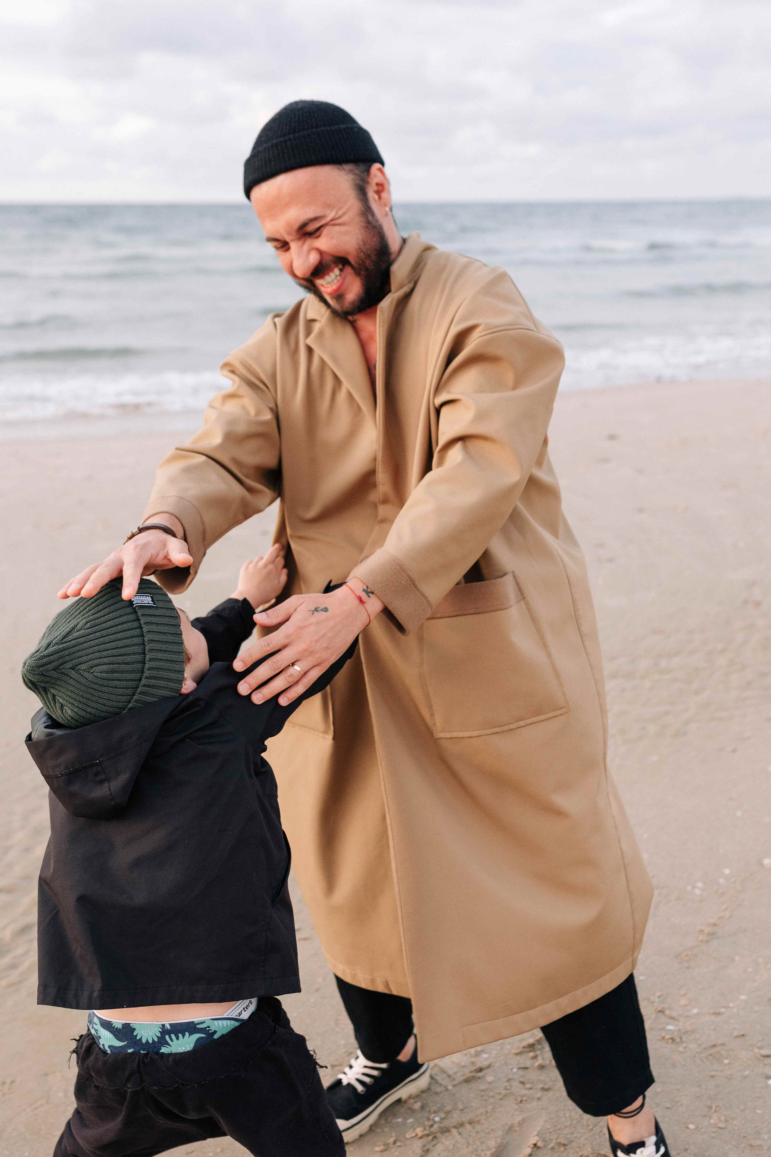 WINTER PHOTOSESSION AT THE SEA. Https://shi-photo.com/