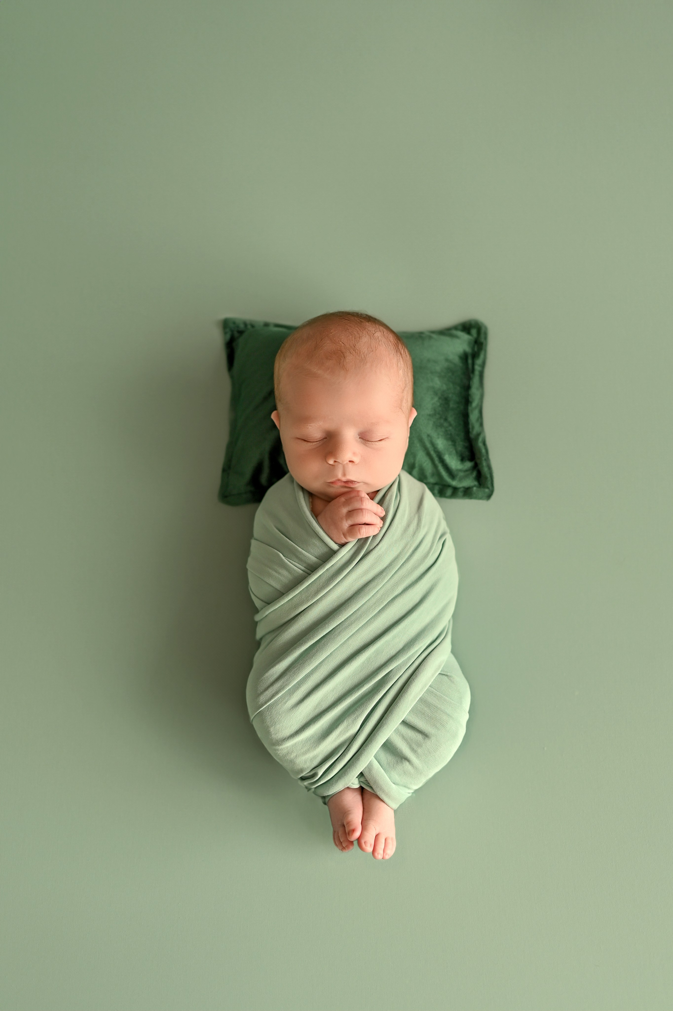 Babys. Baby und Familie Fotografin in Gummersbach Juliia Schwahlen