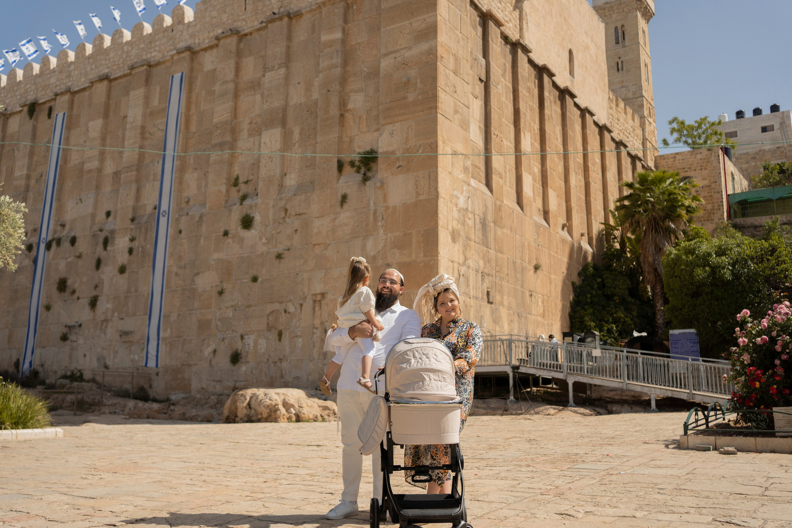 הברית של נחמן חזן. יוסף מזרחי צילום חתונה, ברית וזוגיות. צלם מקצועי שאוהב להוציא אתכם הכי יפים ברגעים הכי מרגשים