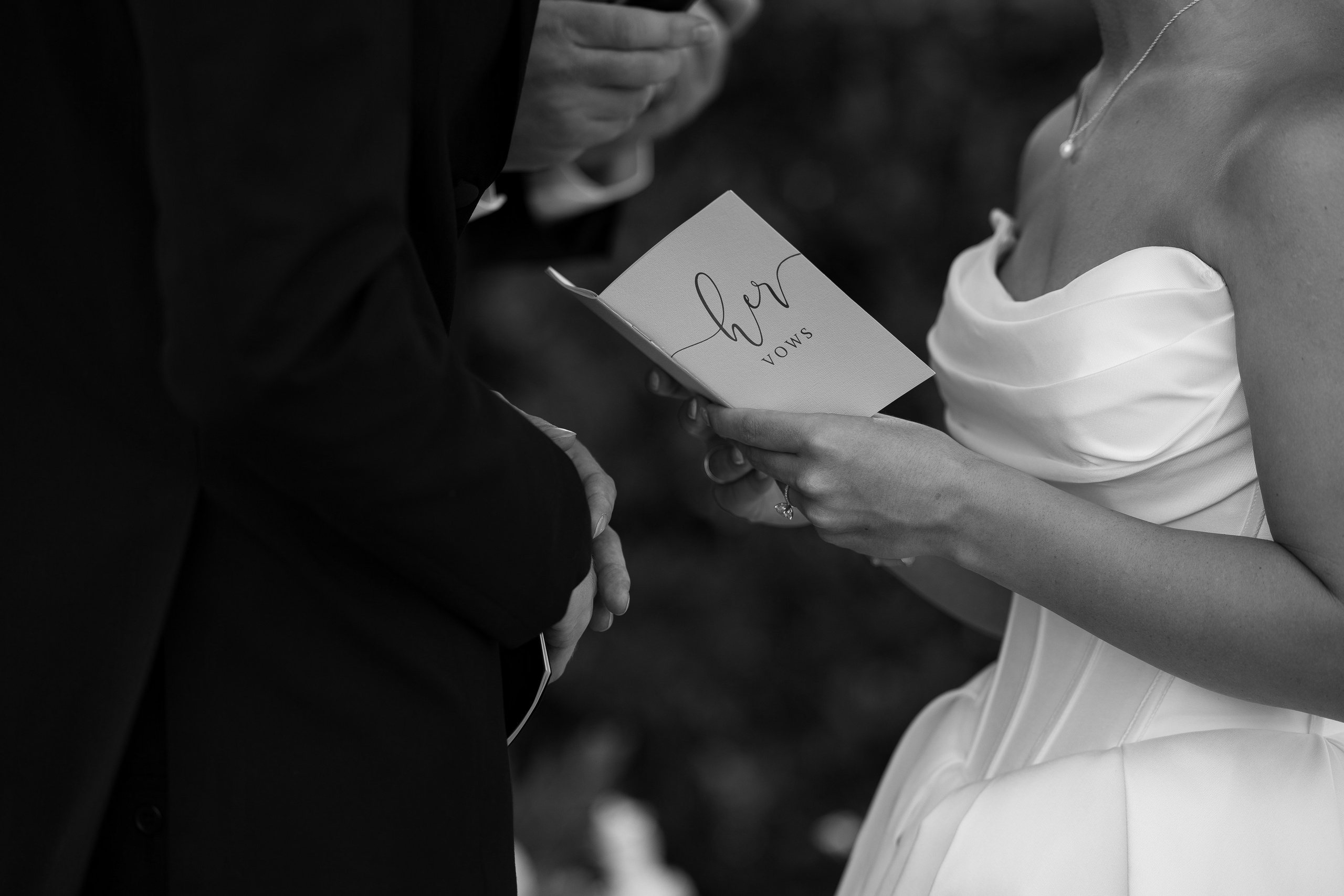 Alexsa and Robert. Ever After Farm Peach. Photographer Anastasia Nagibina