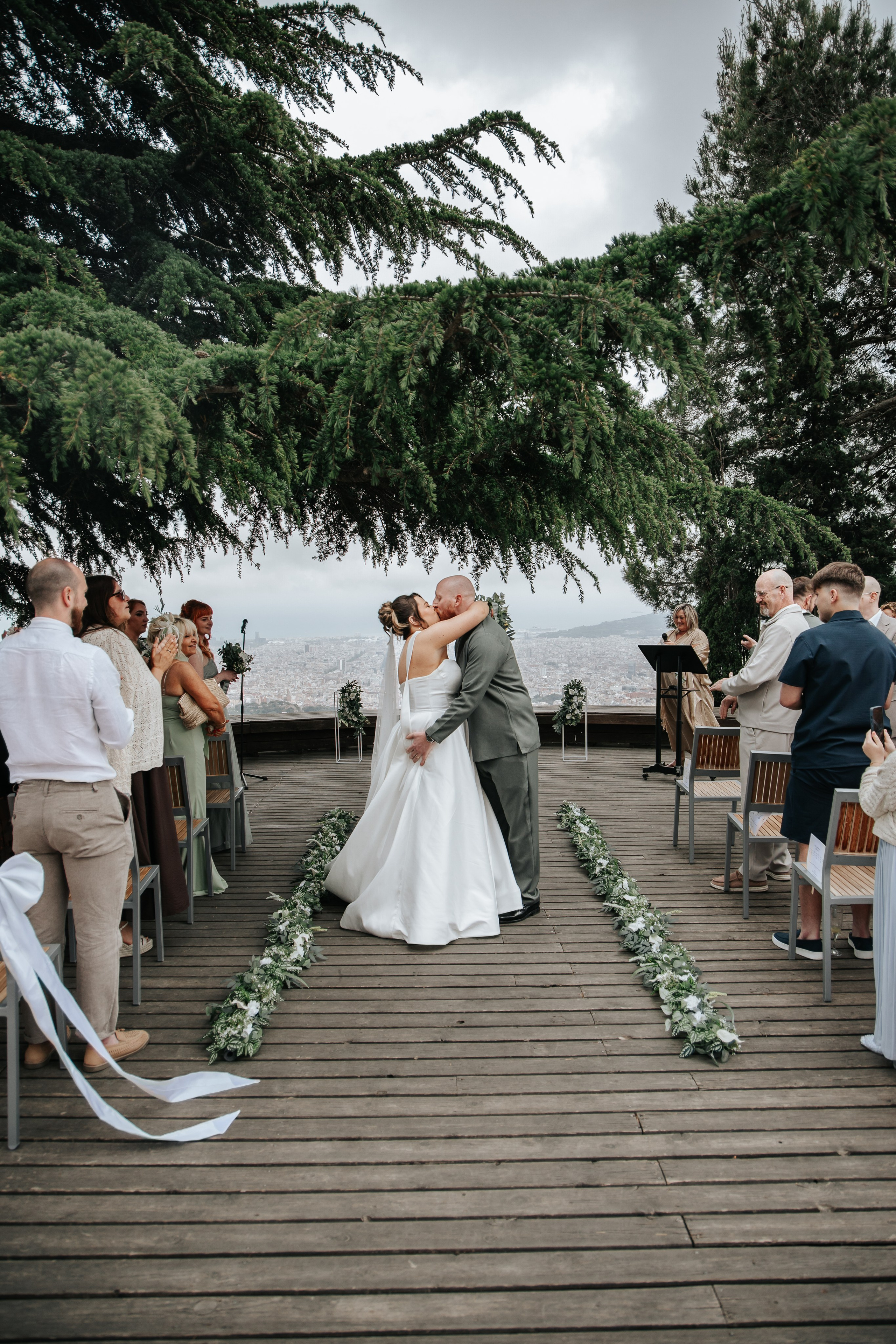 Sophie & Corey, 02/05/2026, Observatorio de Fabra, Barcelona. Fotógrafa de bodas en Girona, Costa Brava | Wedding Photographer Evgenia Gruntovaya