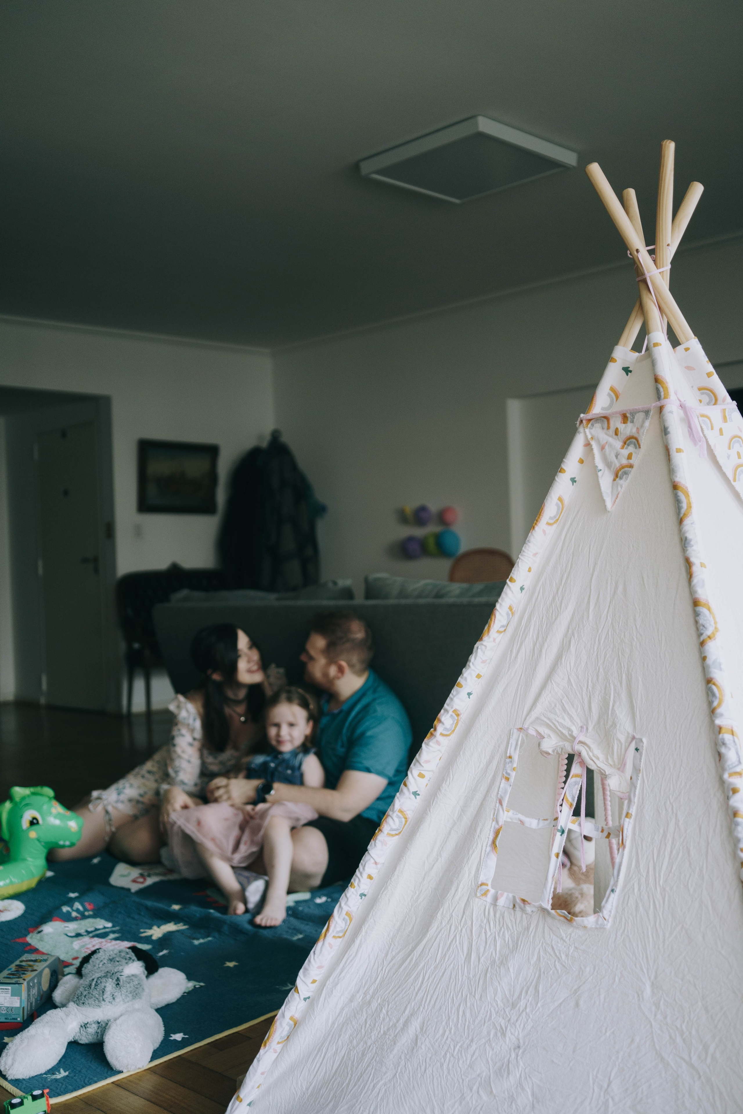 Family photo shoot. Buenos Aires. Photographer @elmirkami in the city of Buenos Aires