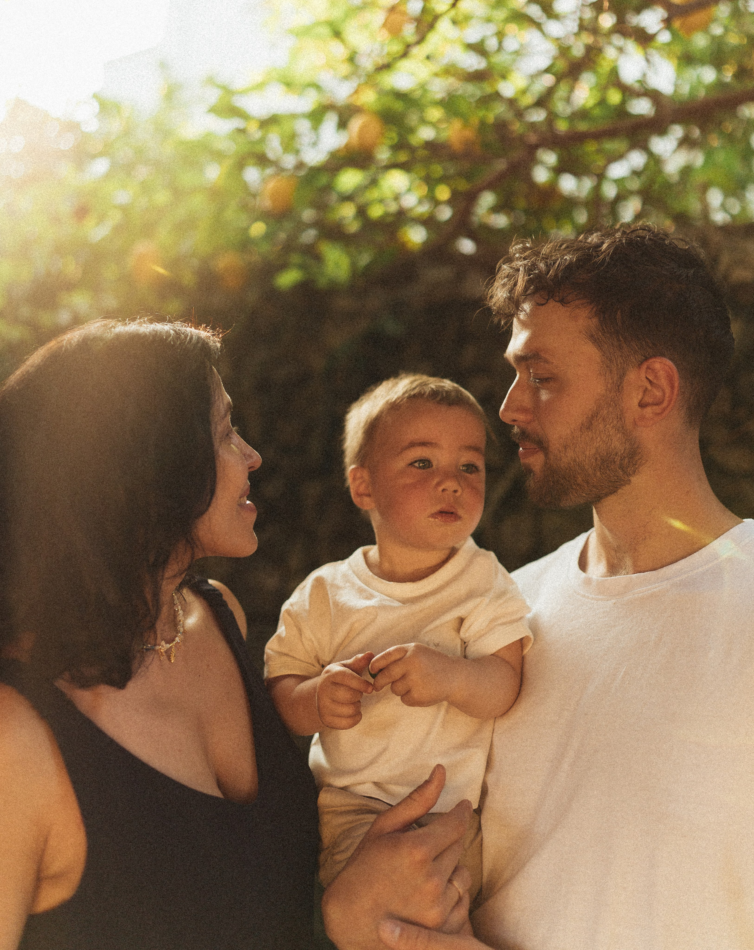 Оля в стране чудес. Family photographer in Oviedo — Yana Razina