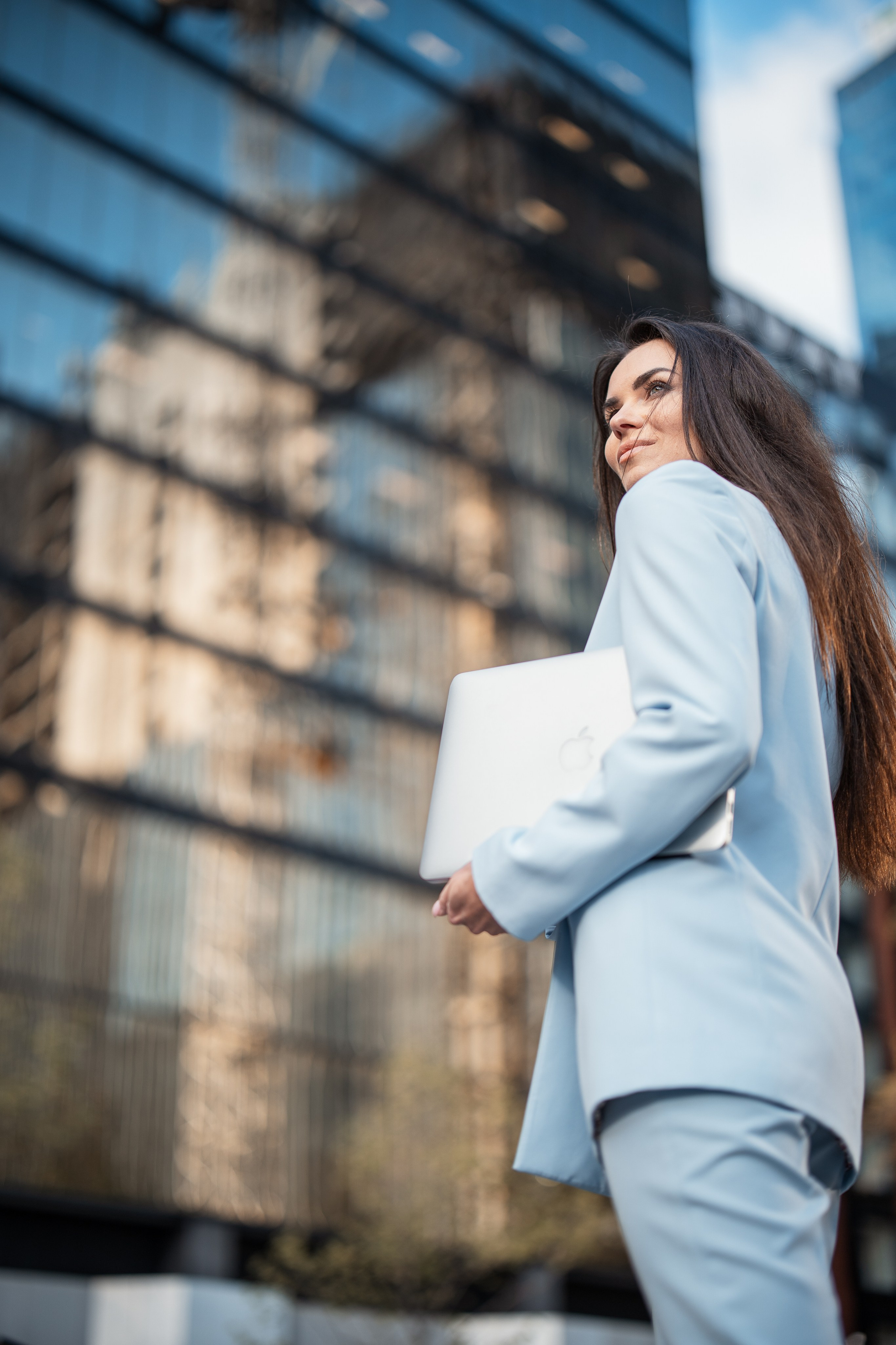 Olena, Social Media Management