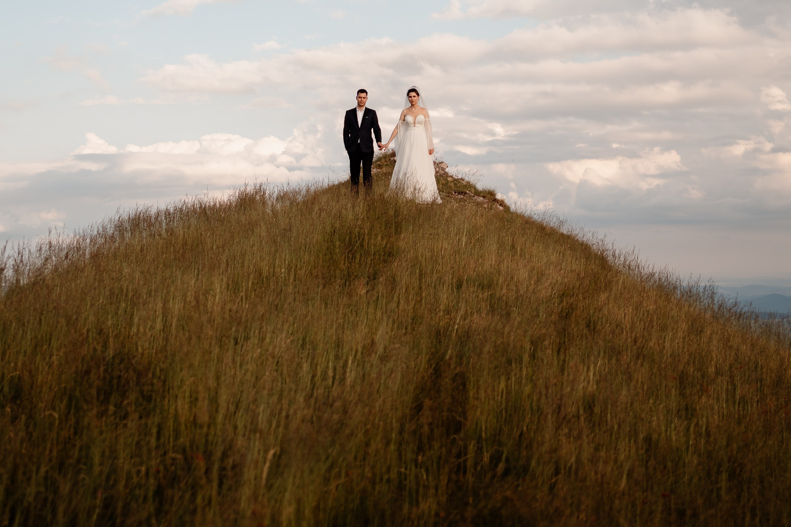 Trash the dress — Lorena&Adi  - Mihai Popa. Mihai Popa |Wedding Photographer | Worldwide | Bucharest