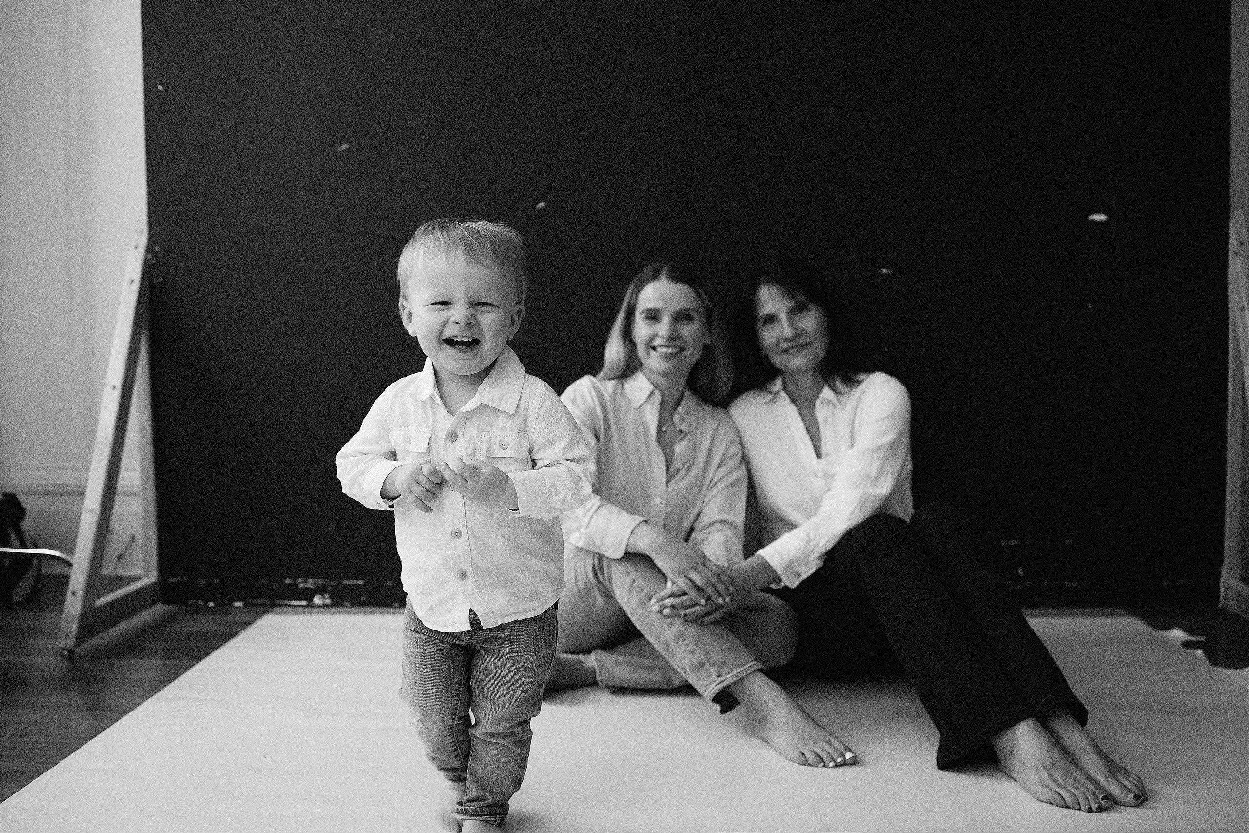 K. Rawnoir- Portrait photography by Daria Paliy.Timeless black&white portraits of women in NYC area