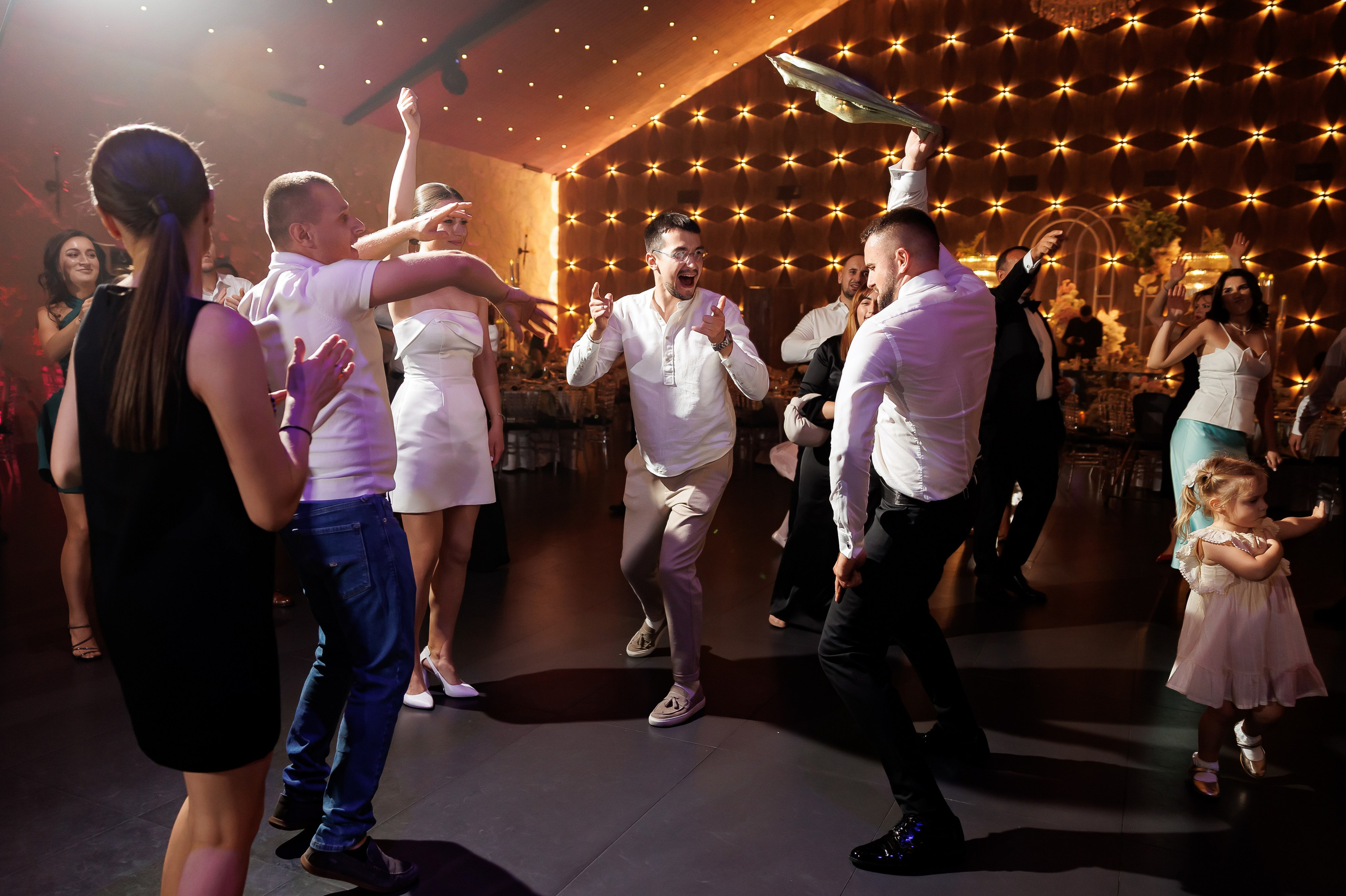 Gabriel & Evelina — Lago — Wedding Day. Servicii Foto și Video 067188353